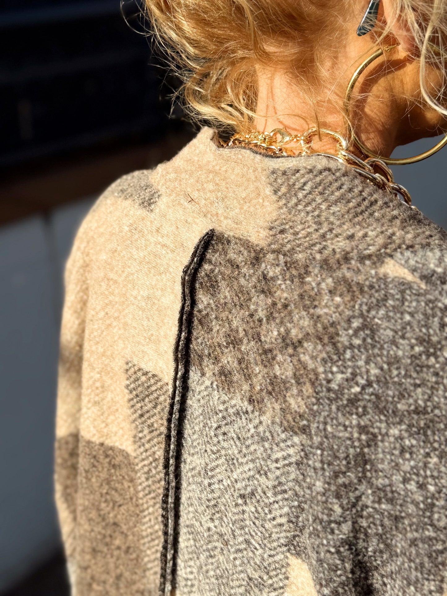 CHAQUETA LARGA CUADROS SHANNA MARRÓN