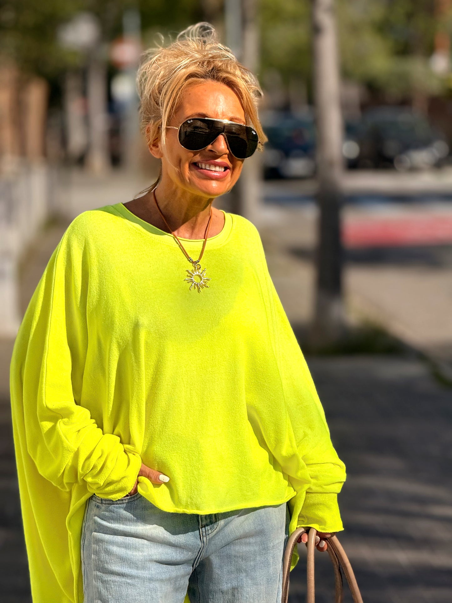CAMISETA-SUDADERA SUPER OVERSIZE DANI NÉON MULTICOLOR
