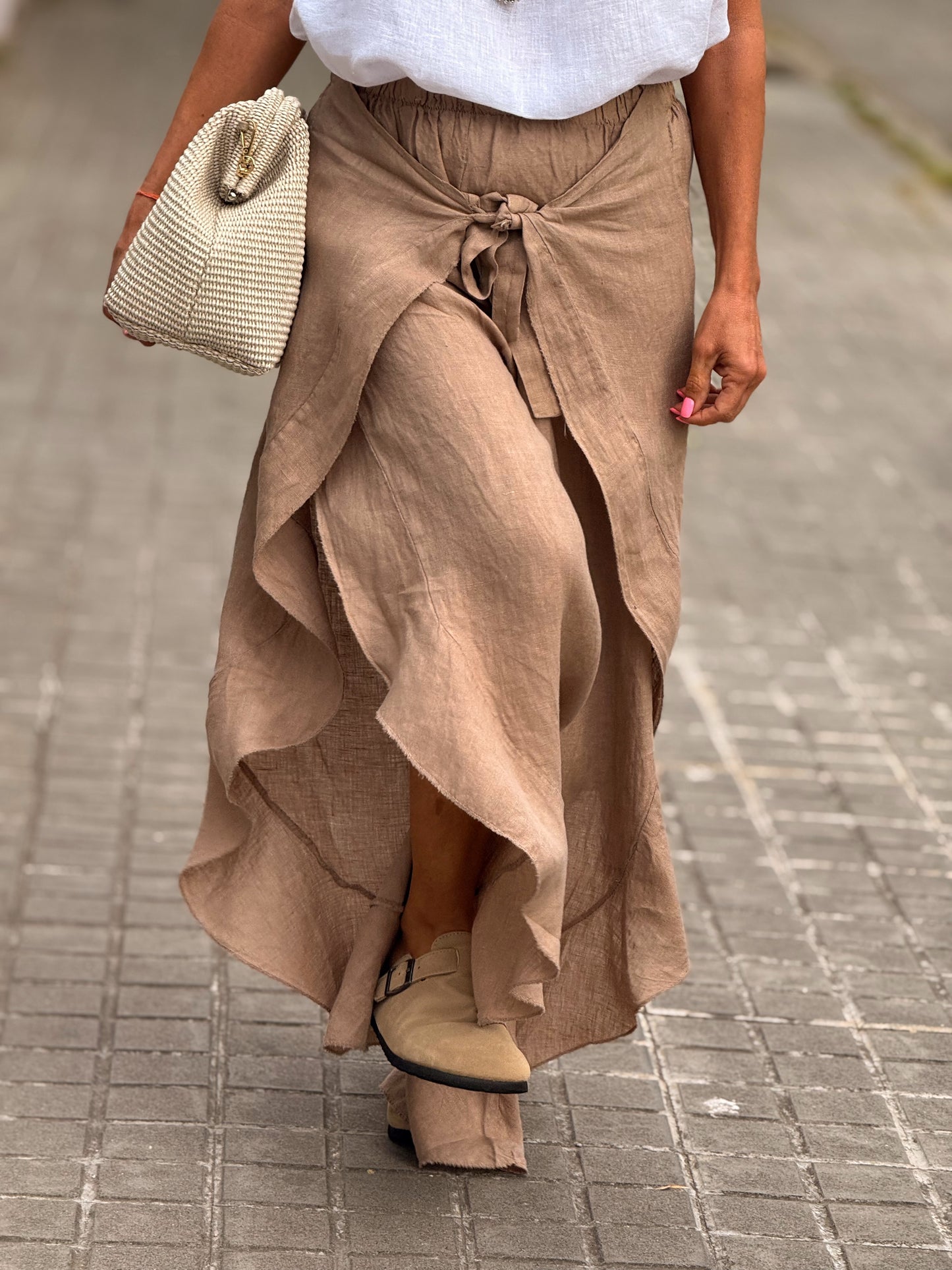 PANTALON CON NUDE LINO CAMEL