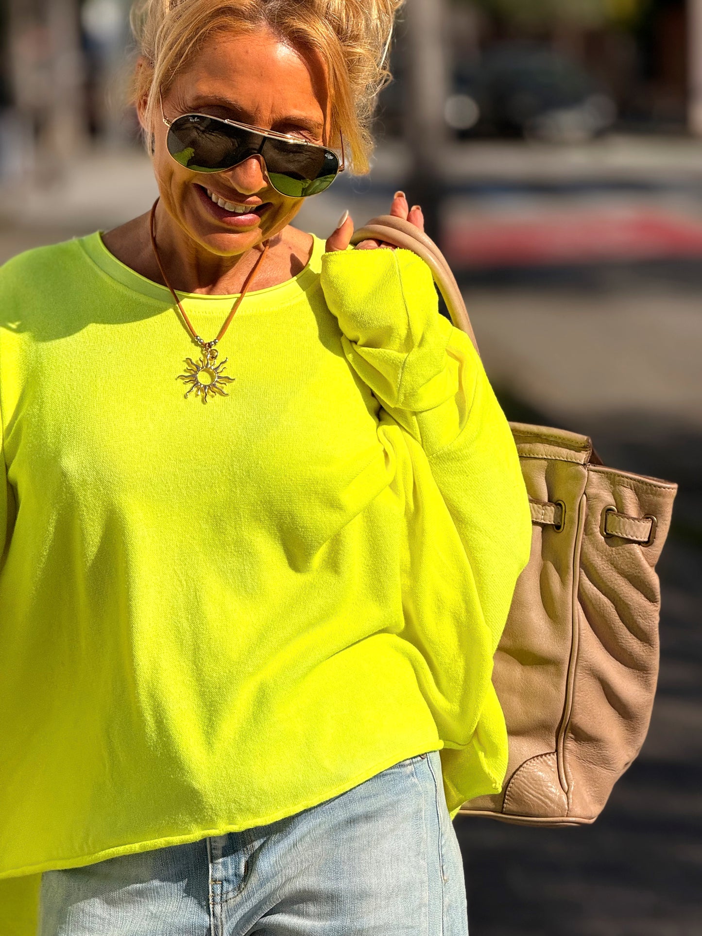 CAMISETA-SUDADERA SUPER OVERSIZE DANI NÉON MULTICOLOR