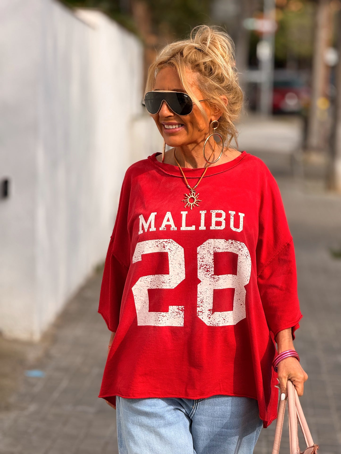 CAMISETA SUPER OVERSIZE DESGASTADA MALIBU MULTICOLOR