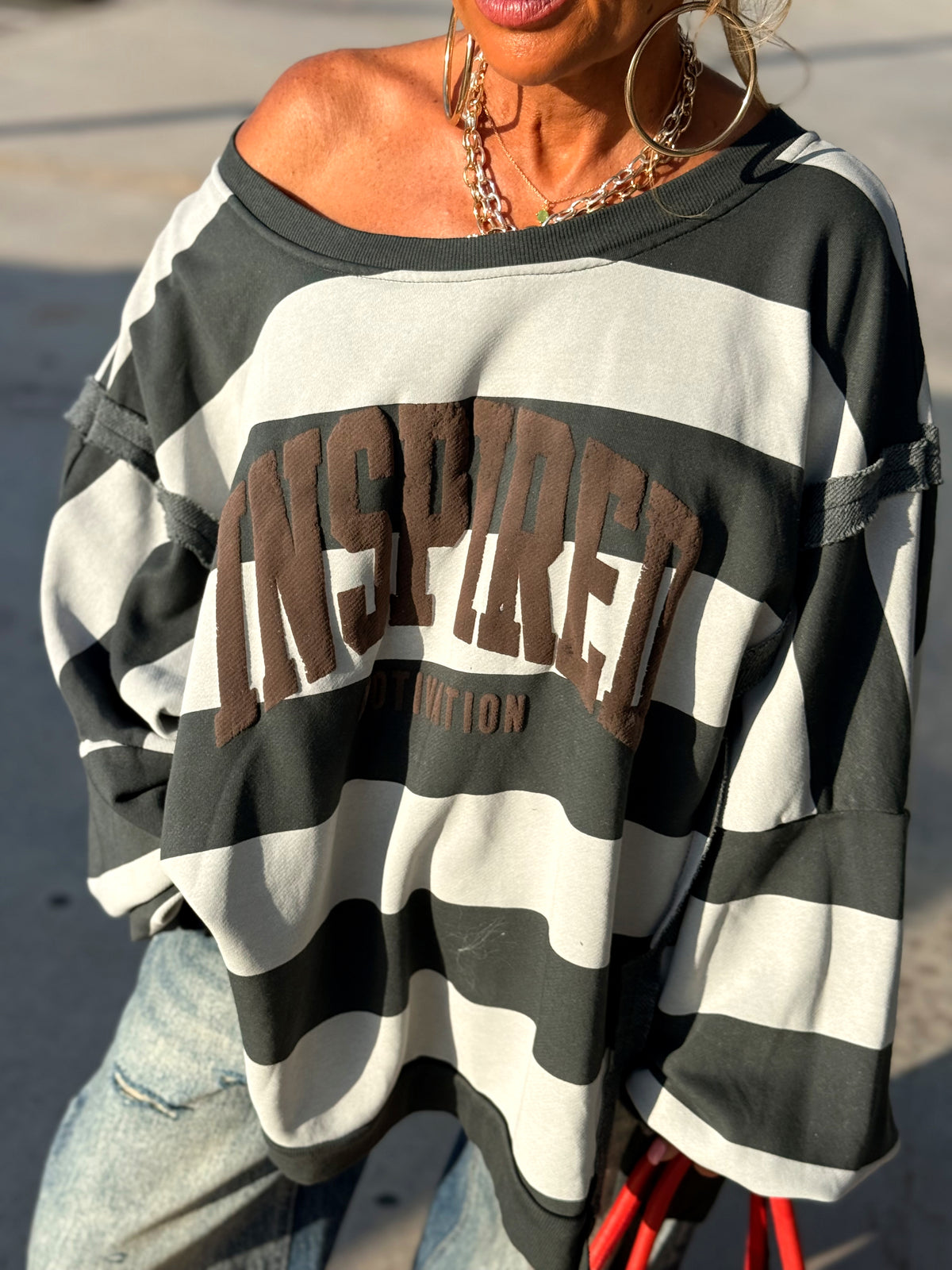 SUDADERA SUPER OVERSIZE INSPIRED RAYAS MULTICOLOR