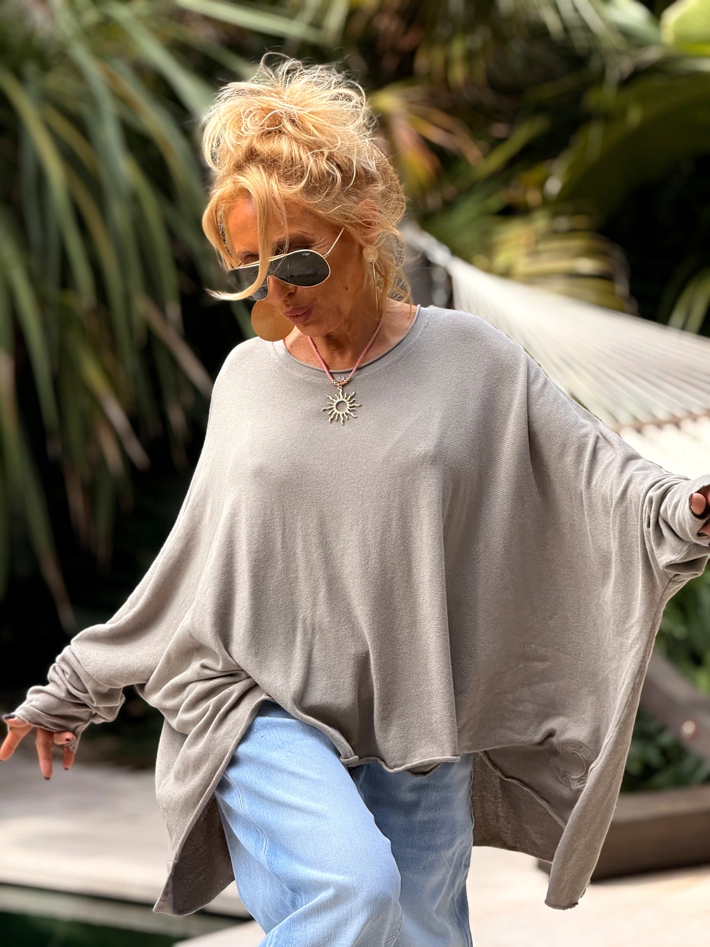 CAMISETA DESGASTADA SUPER OVERSIZE DANI MULTICOLOR