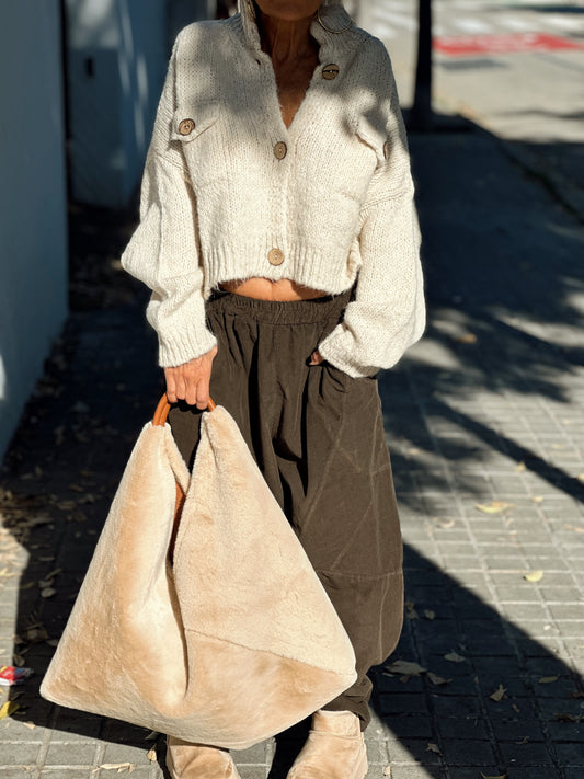 CHAQUETA DE PUNTO CROP-TOP CRUDO