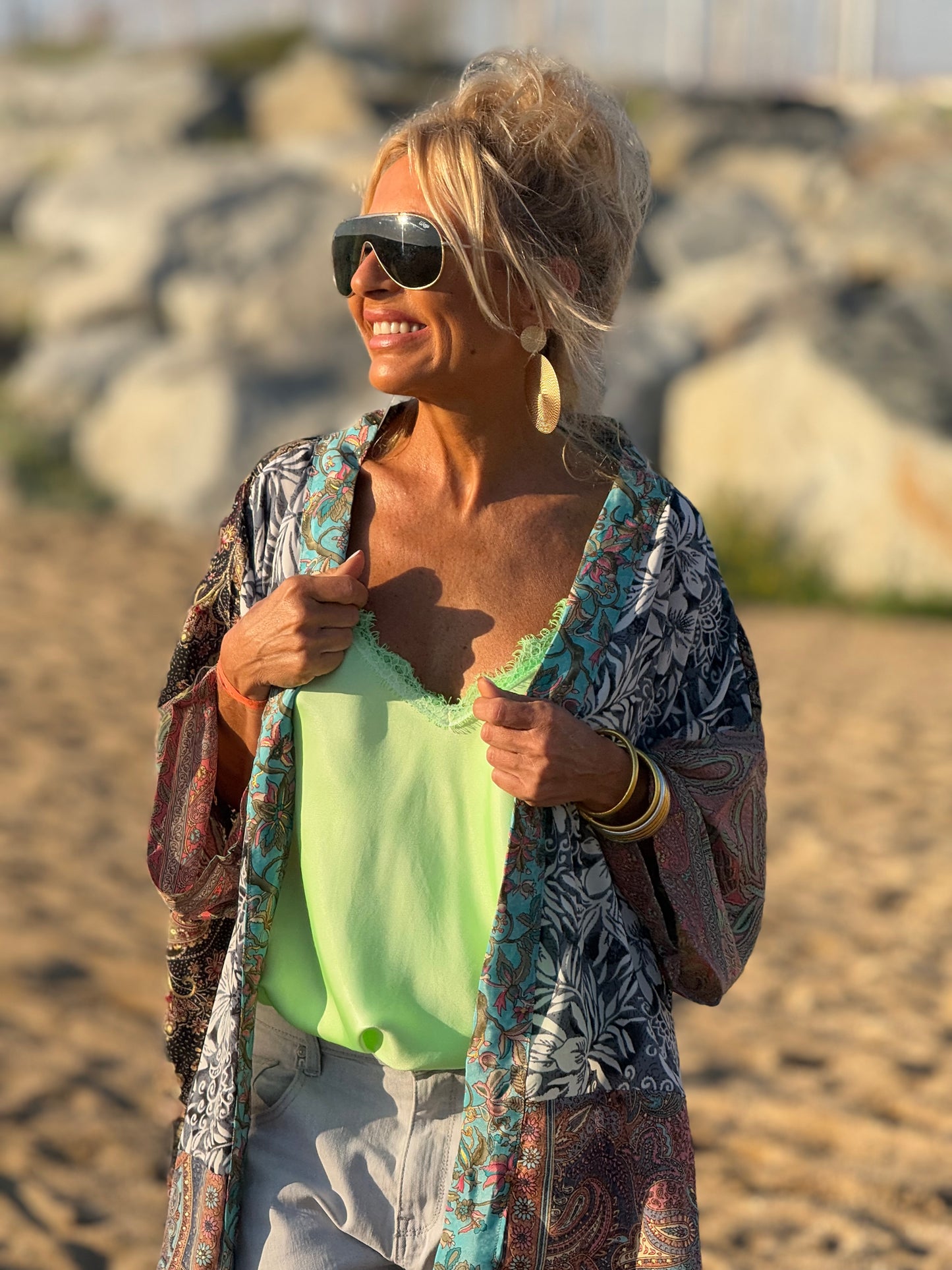 KIMONO CORTO ESTAMPADO MULTICOLOR