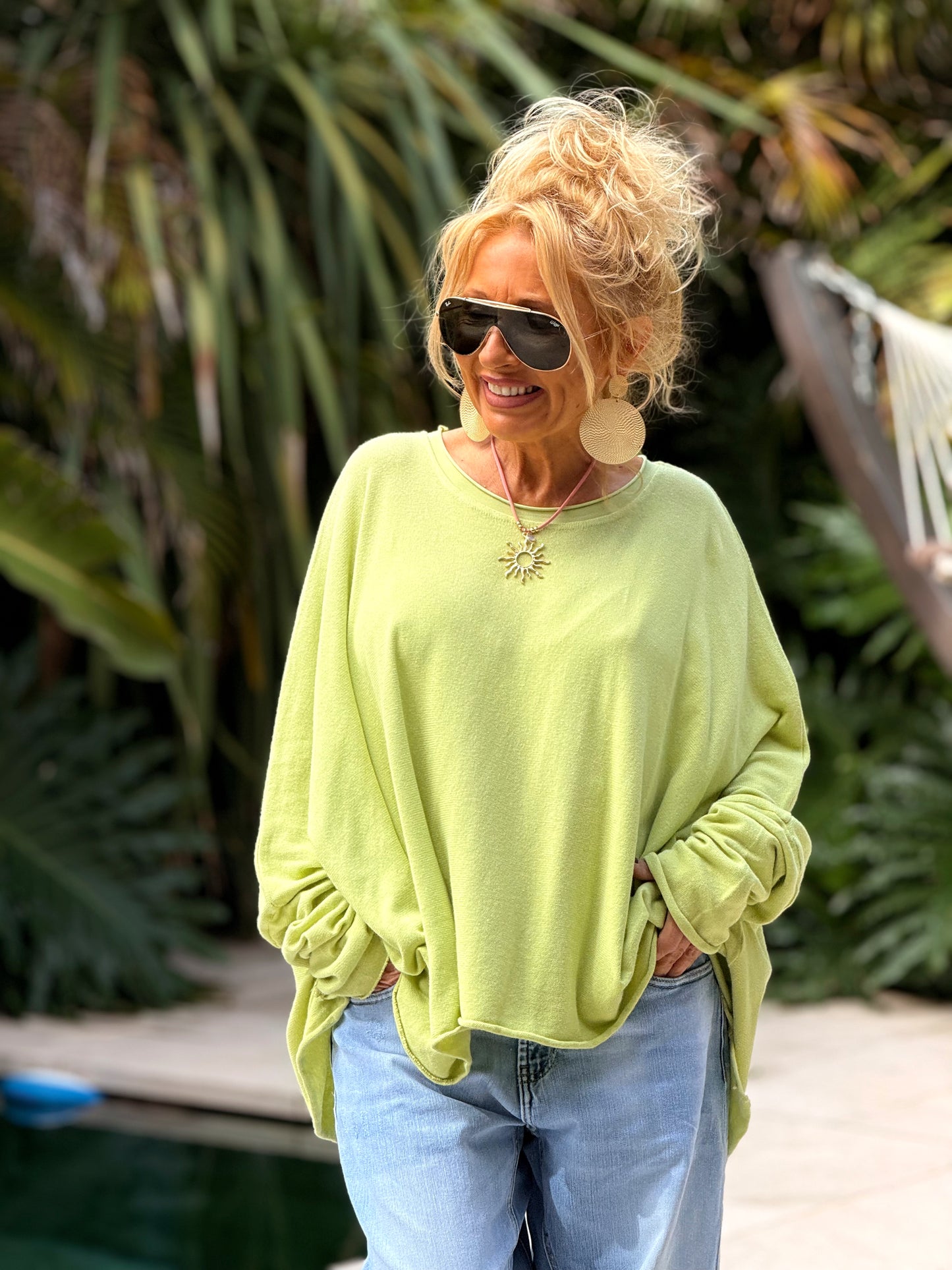 CAMISETA DESGASTADA SUPER OVERSIZE DANI MULTICOLOR