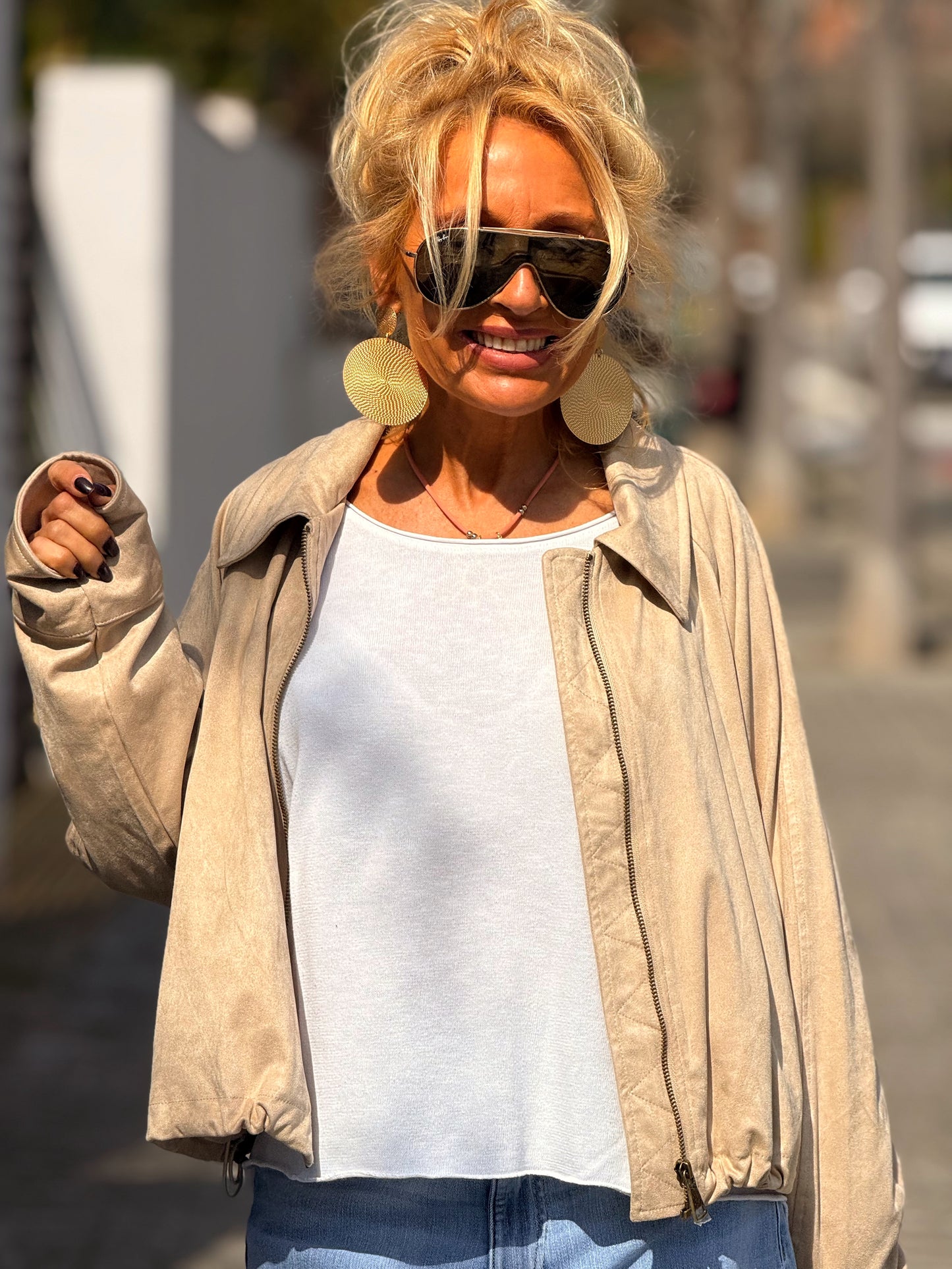 CHAQUETA CORTA AJUSTABLE ANTELINA BEIGE