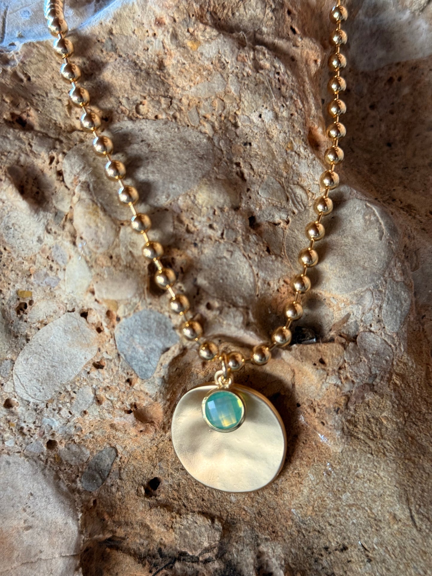 COLLAR LIBERTY CON BRILLANTE MULTICOLOR