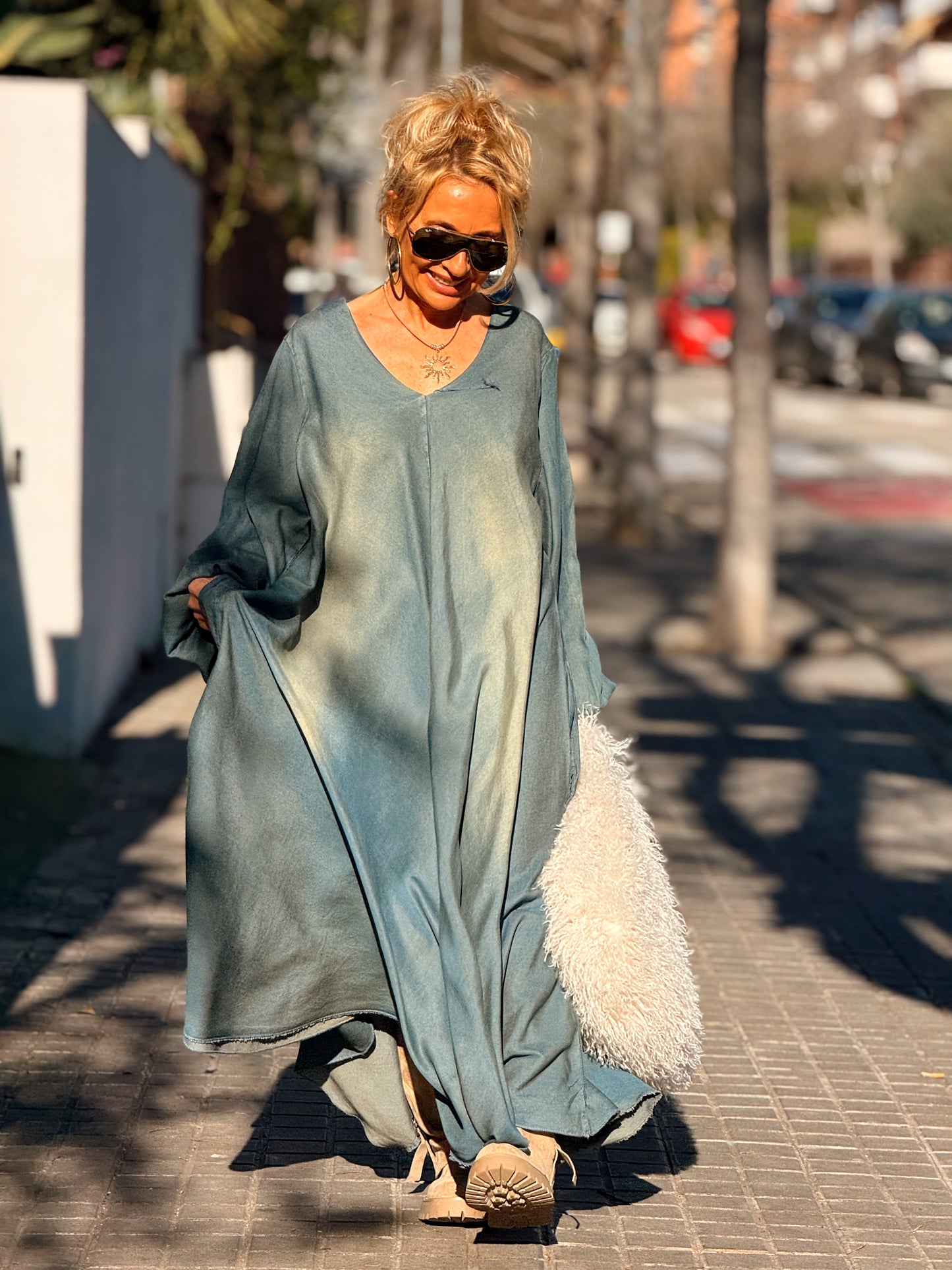 VESTIDO LARGO OVERSIZE TEJANO DESGASTADO