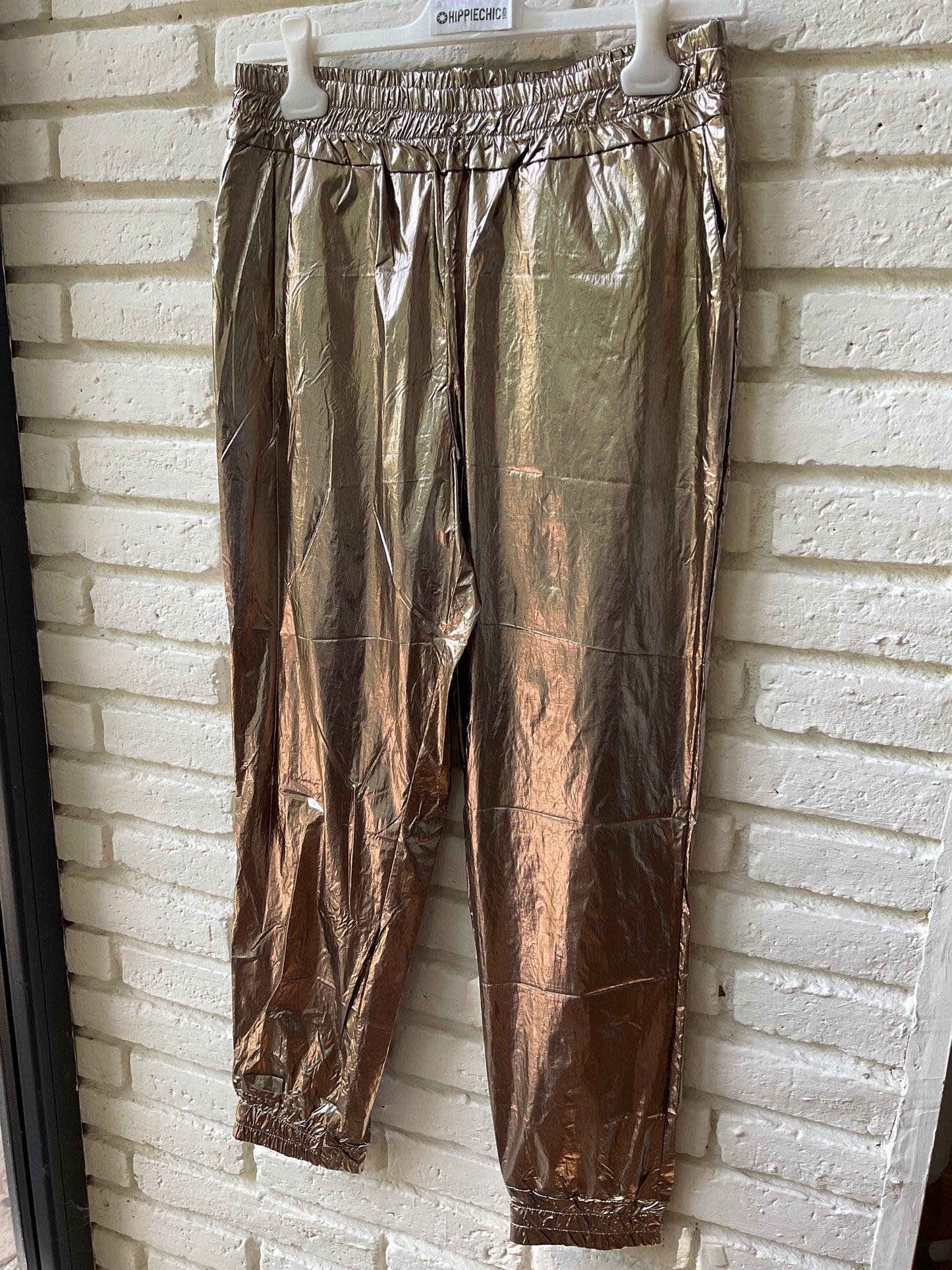 PANTALÓN CON BRILLO MULTICOLOR