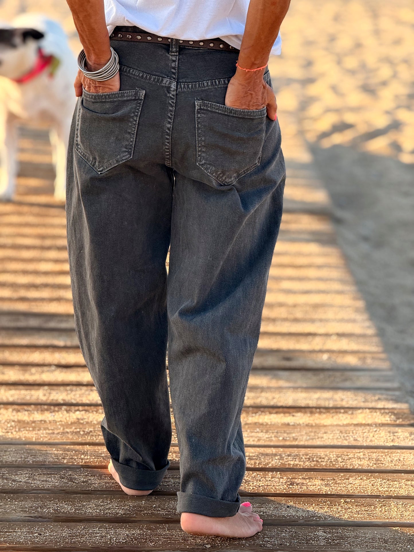 JEANS CON CINTURÓN 825158JC GRIS OSCURO
