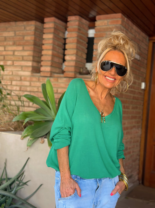 CAMISETA DESGASTADA OVERSIZE ENZO VERDE