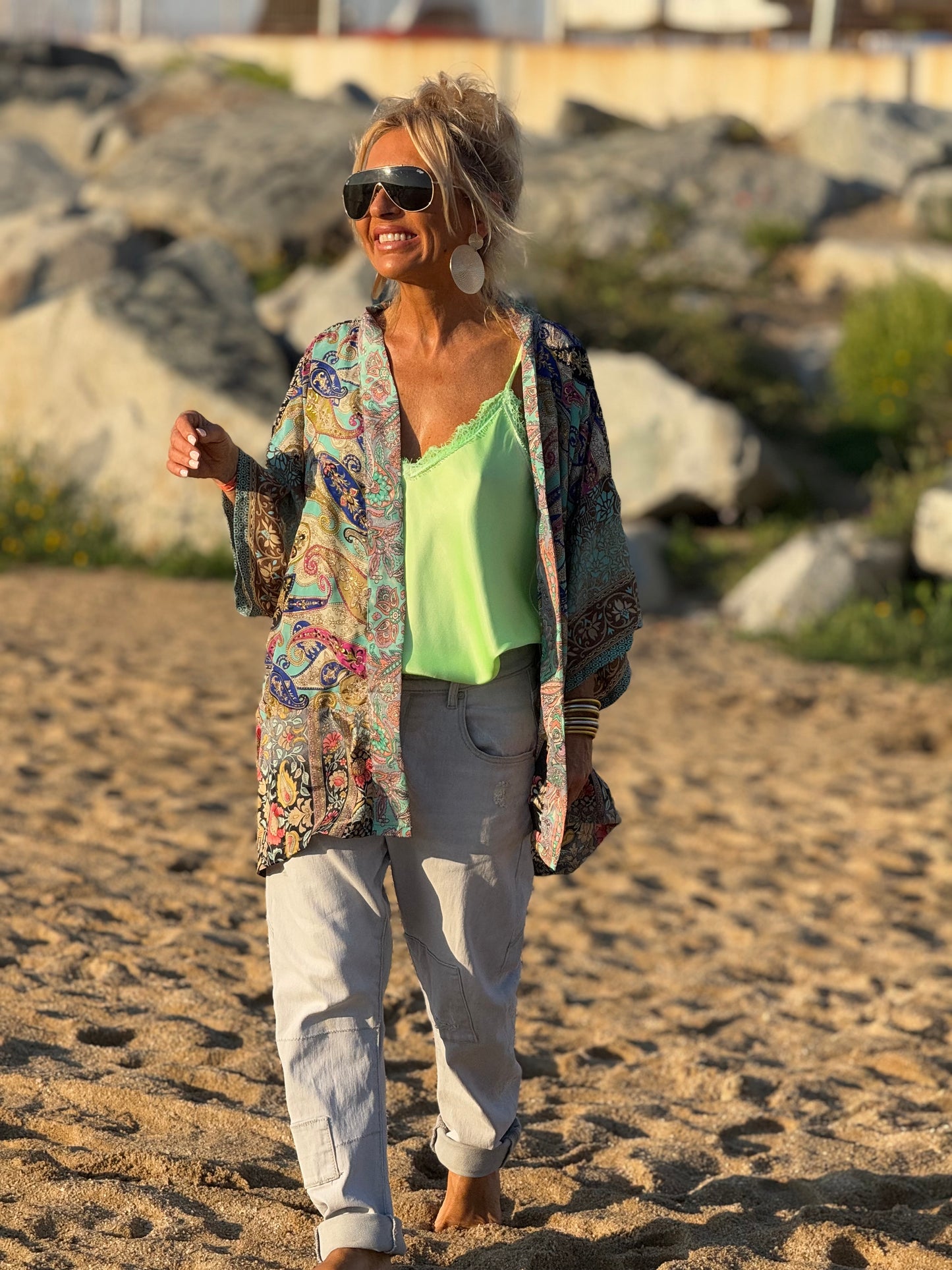 KIMONO CORTO ESTAMPADO MULTICOLOR