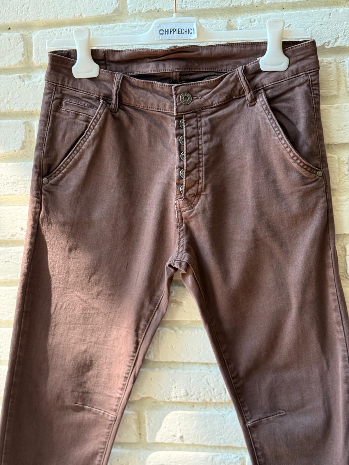 PANTALÓN BENI MARRÓN