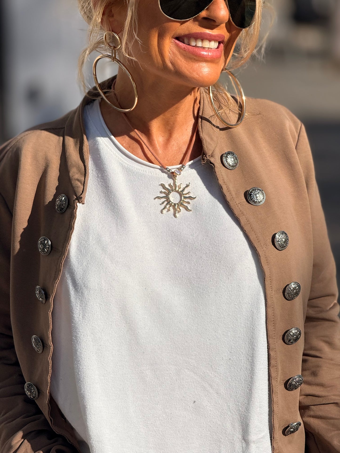 CHAQUETA KAREEN EN CAMEL