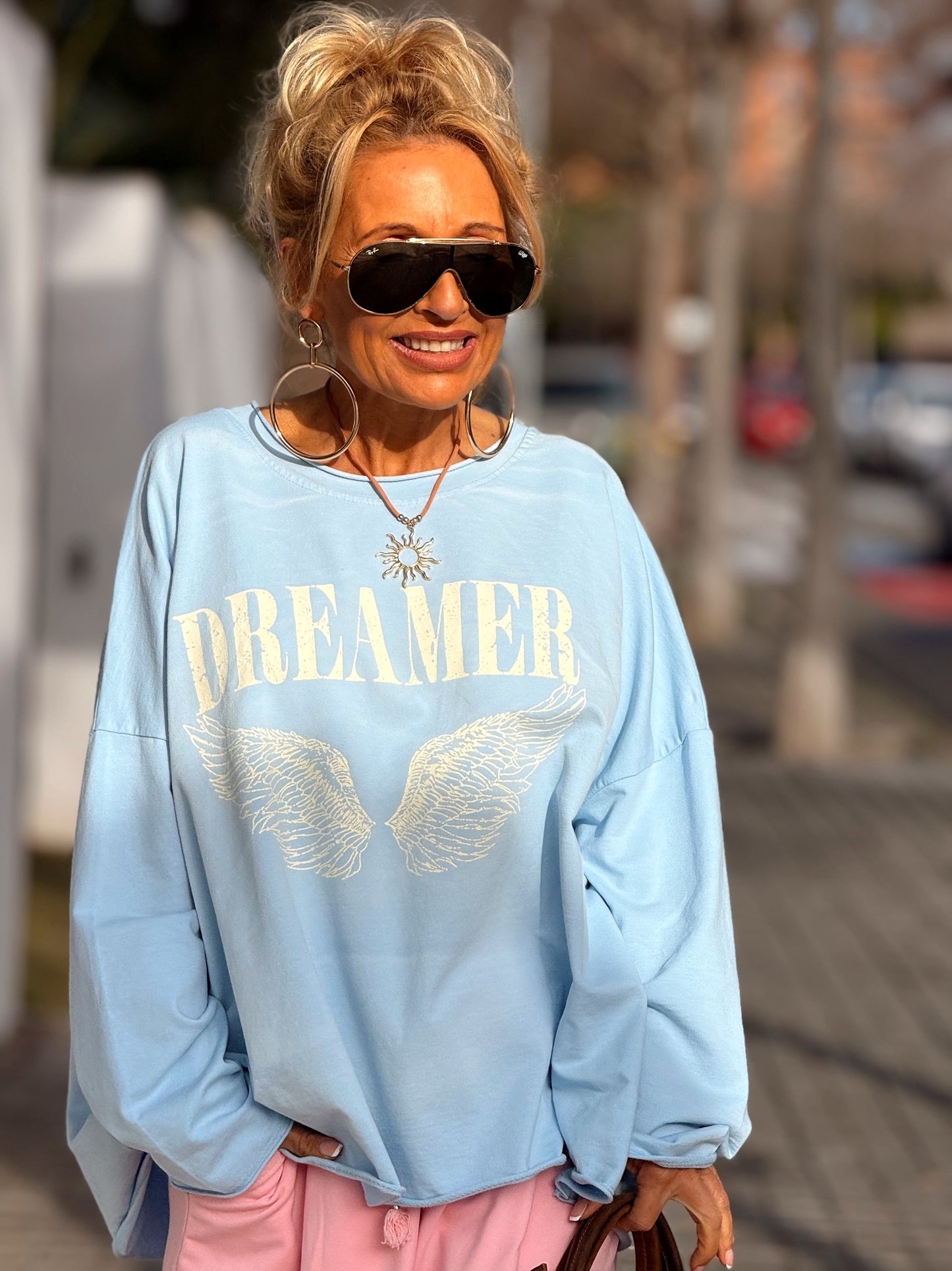 CAMISETA DESGASTADA DREAMER MULTICOLOR