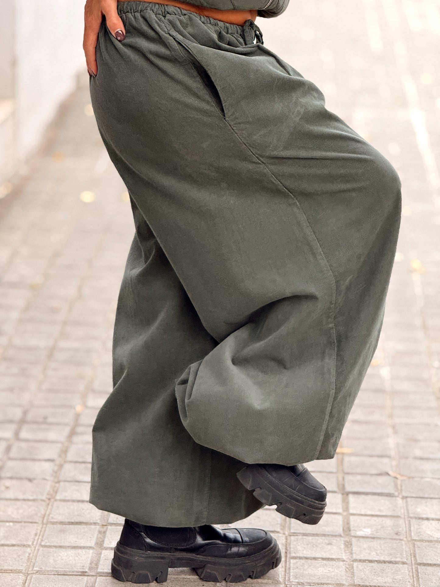 PANTALON OVERSIZE PANA JOGGER MULTICOLOR