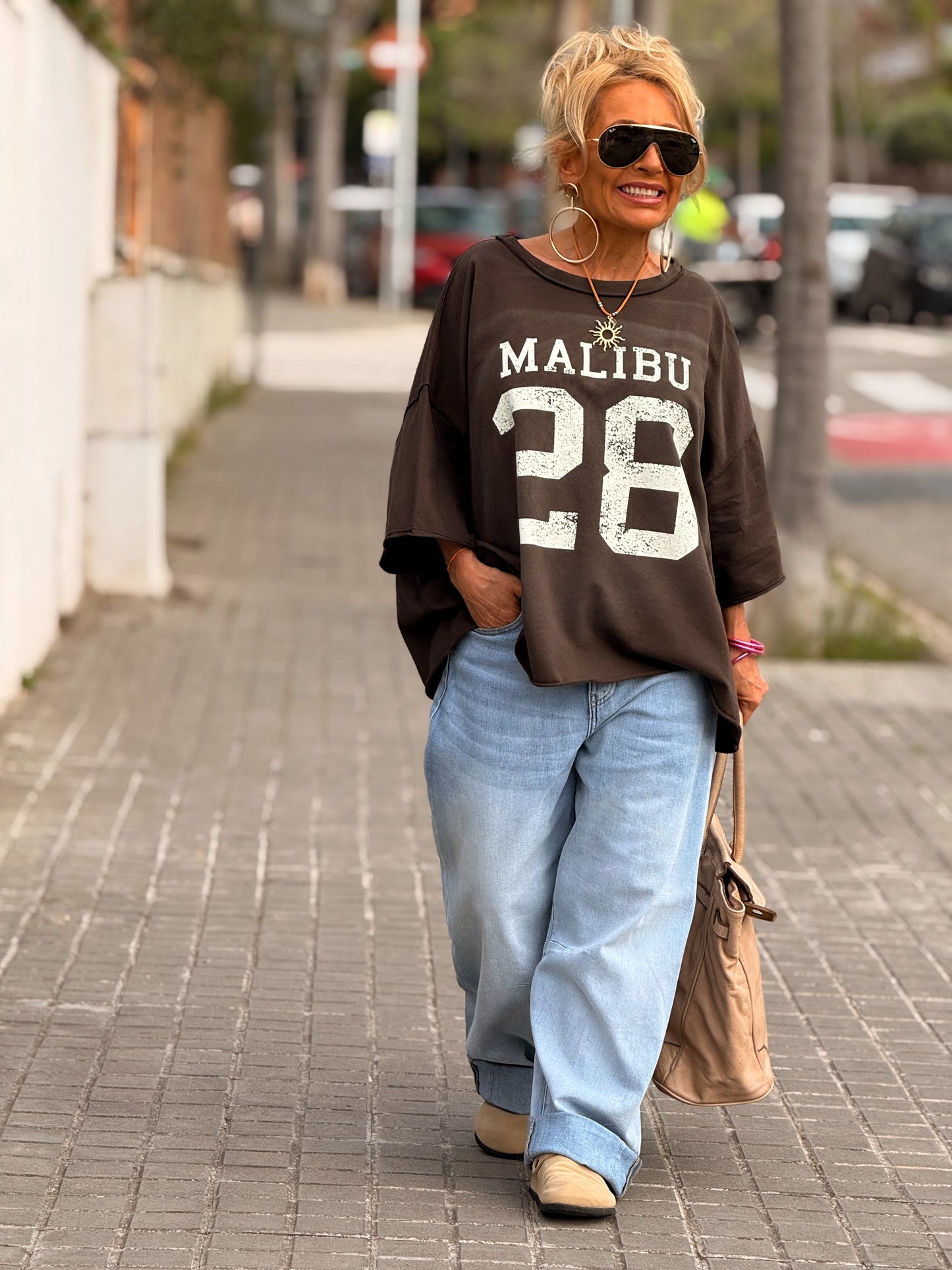CAMISETA SUPER OVERSIZE DESGASTADA MALIBU MULTICOLOR
