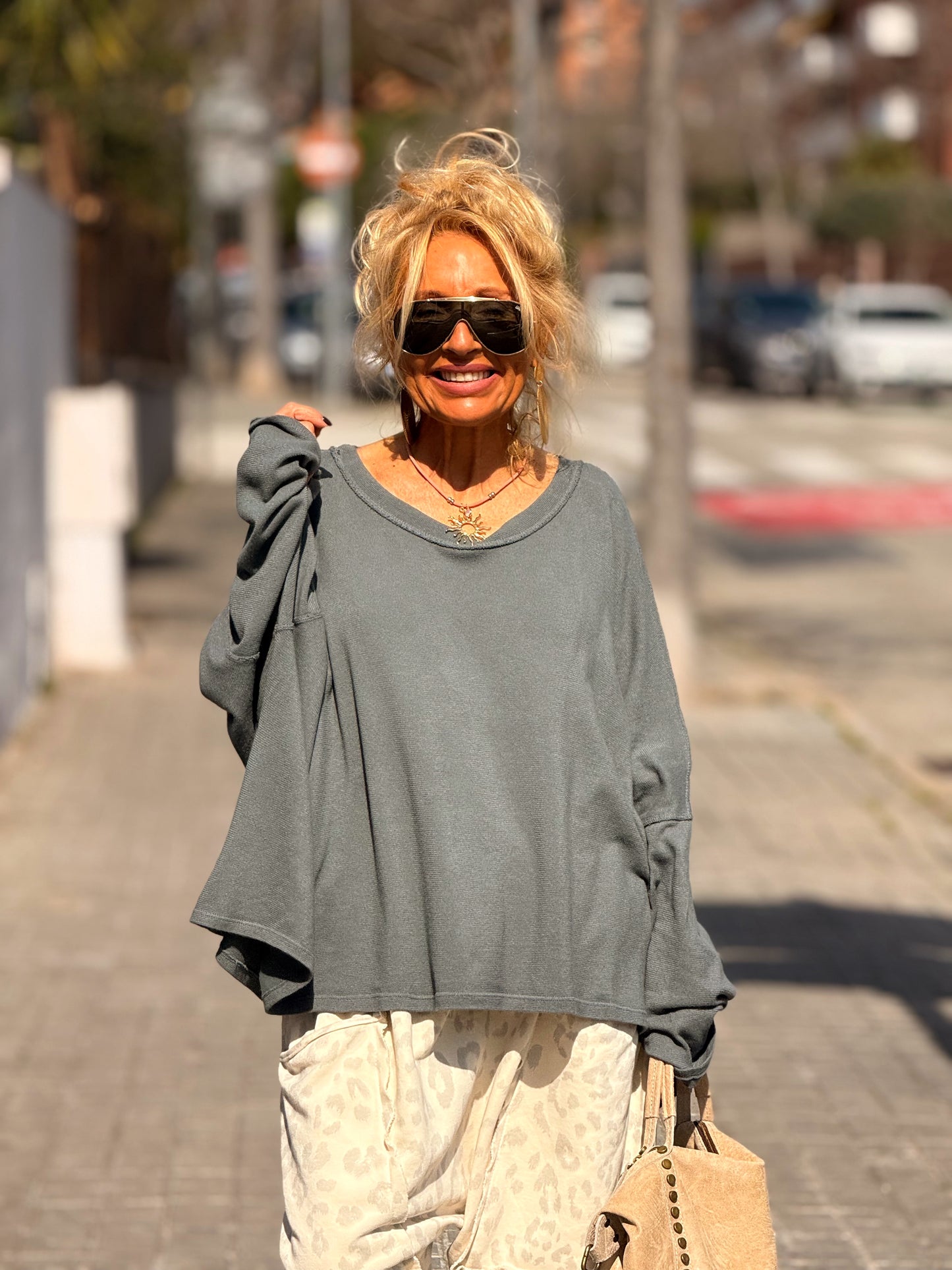 CAMISETA SUPER OVERSIZE SHILA MULTICOLOR