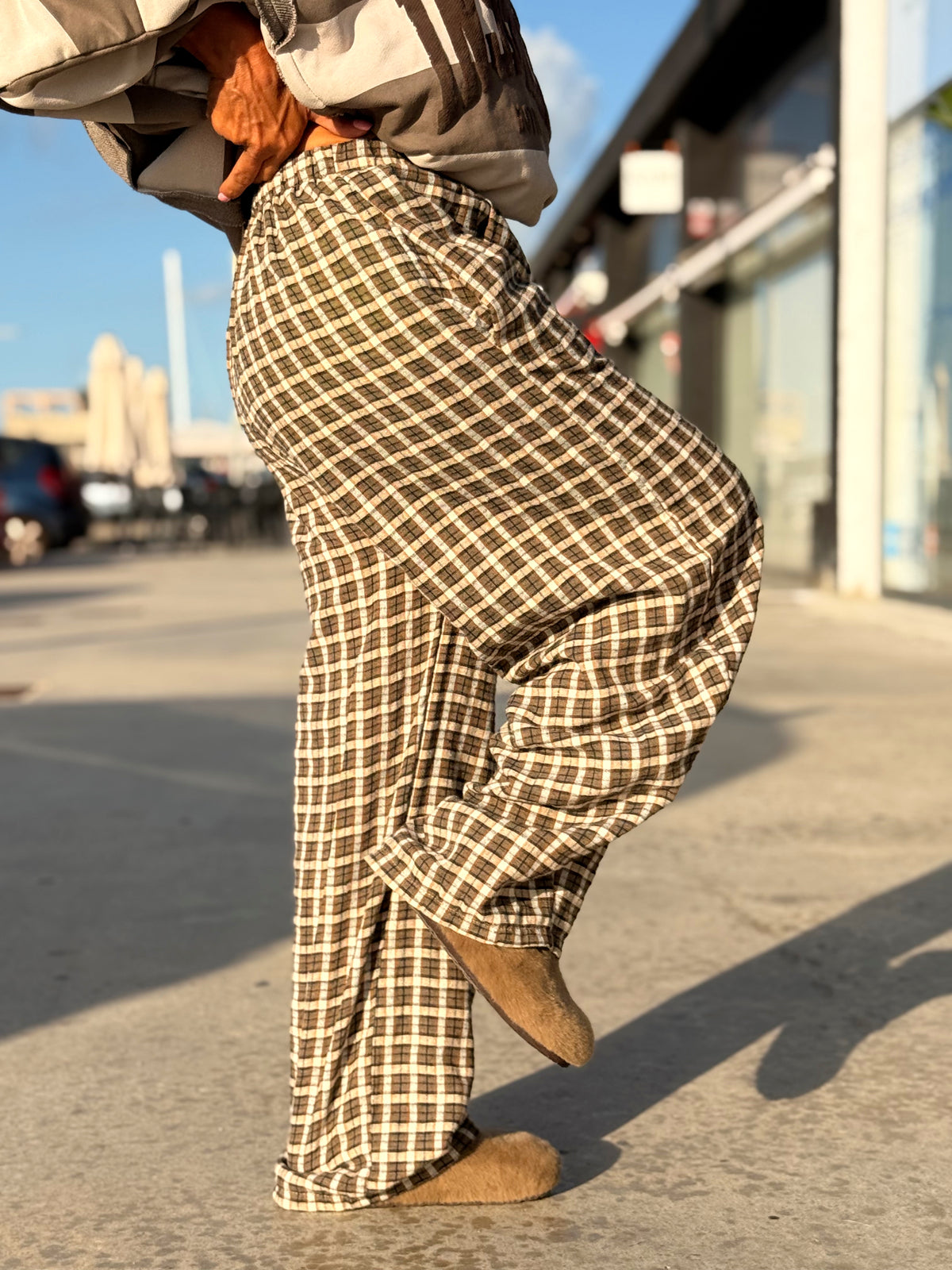 PANTALON CUADROS PETER MOKA
