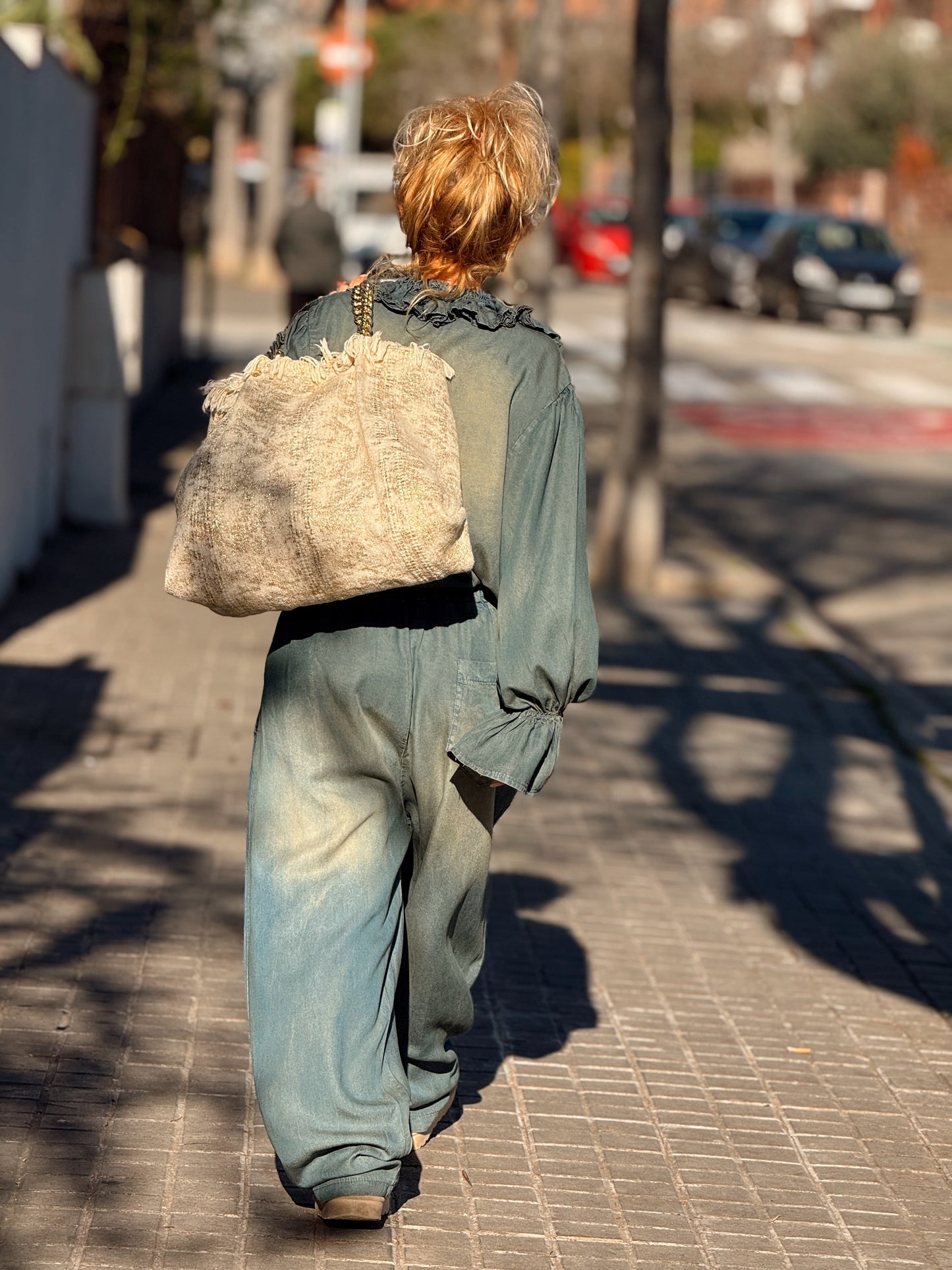 BLUSA VAQUEROS VOLANTE MULTICOLOR