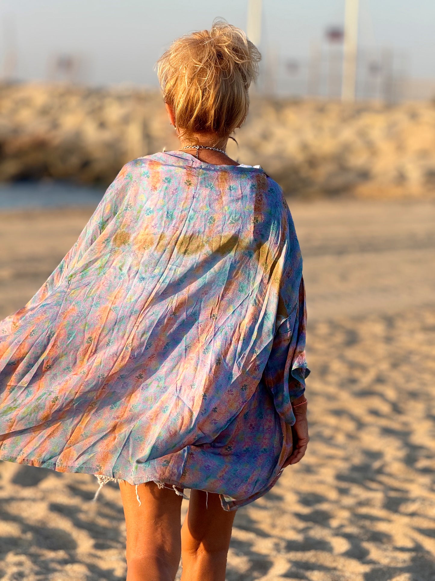 KIMONO CORTO ESTAMPADO MANGA LARGA CREPE DE SEDA MULTICOLOR