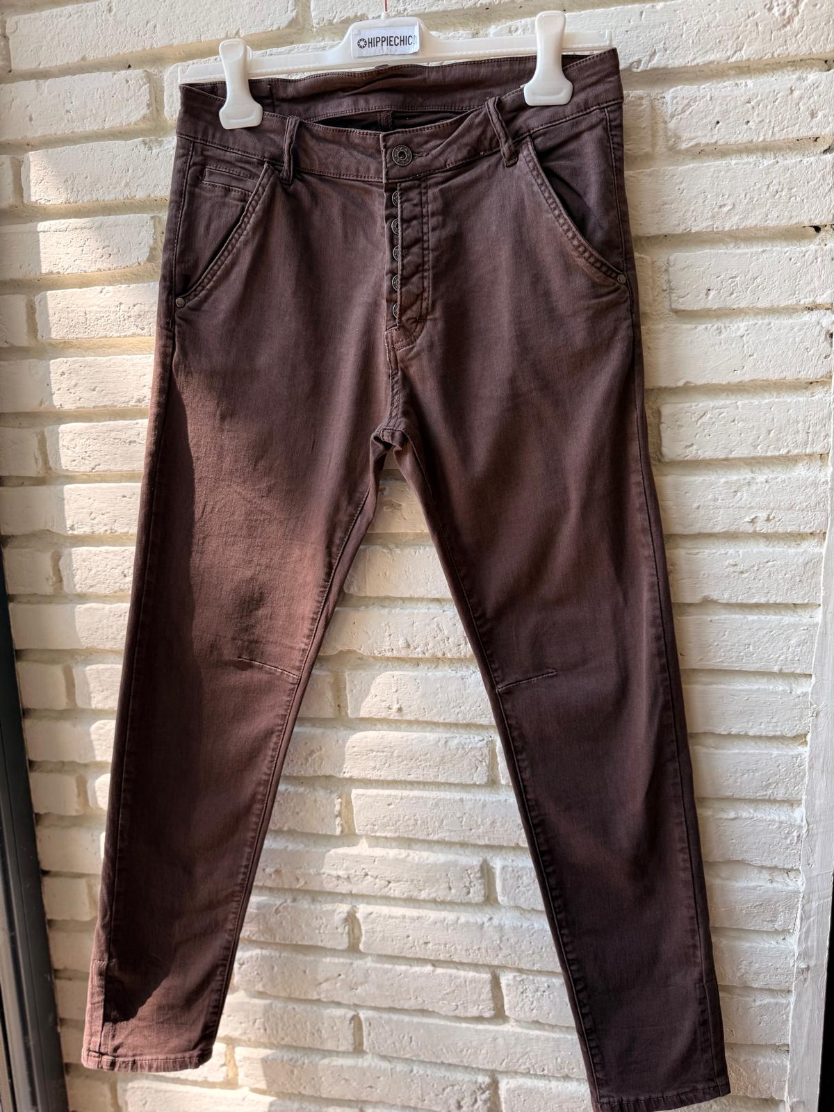 PANTALÓN BENI MARRÓN