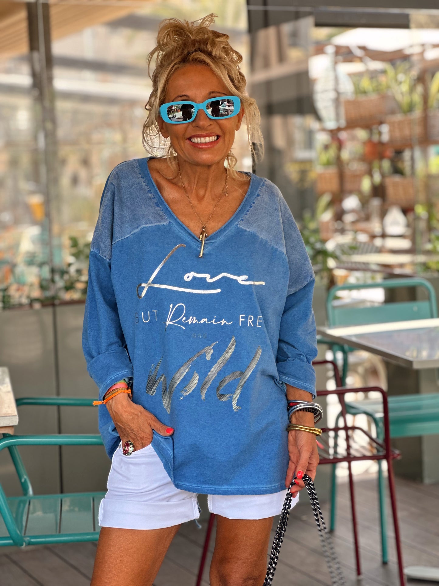 SUDADERA LOVE WILD AZUL