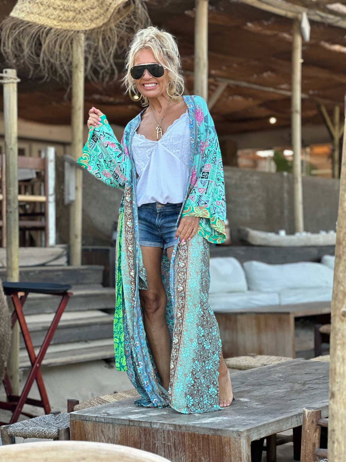 KIMONO OVERSIZE ESTAMPADO MANGA LARGA MULTICOLOR