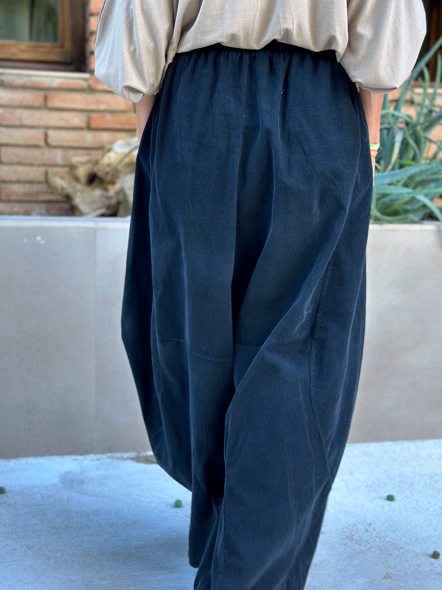 PANTALON DE PANA MIA NEGRO