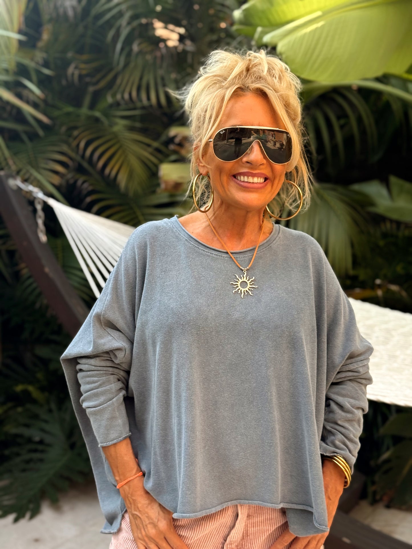 CAMISETA DESGASTADA OVERSIZE DANI MULTICOLOR