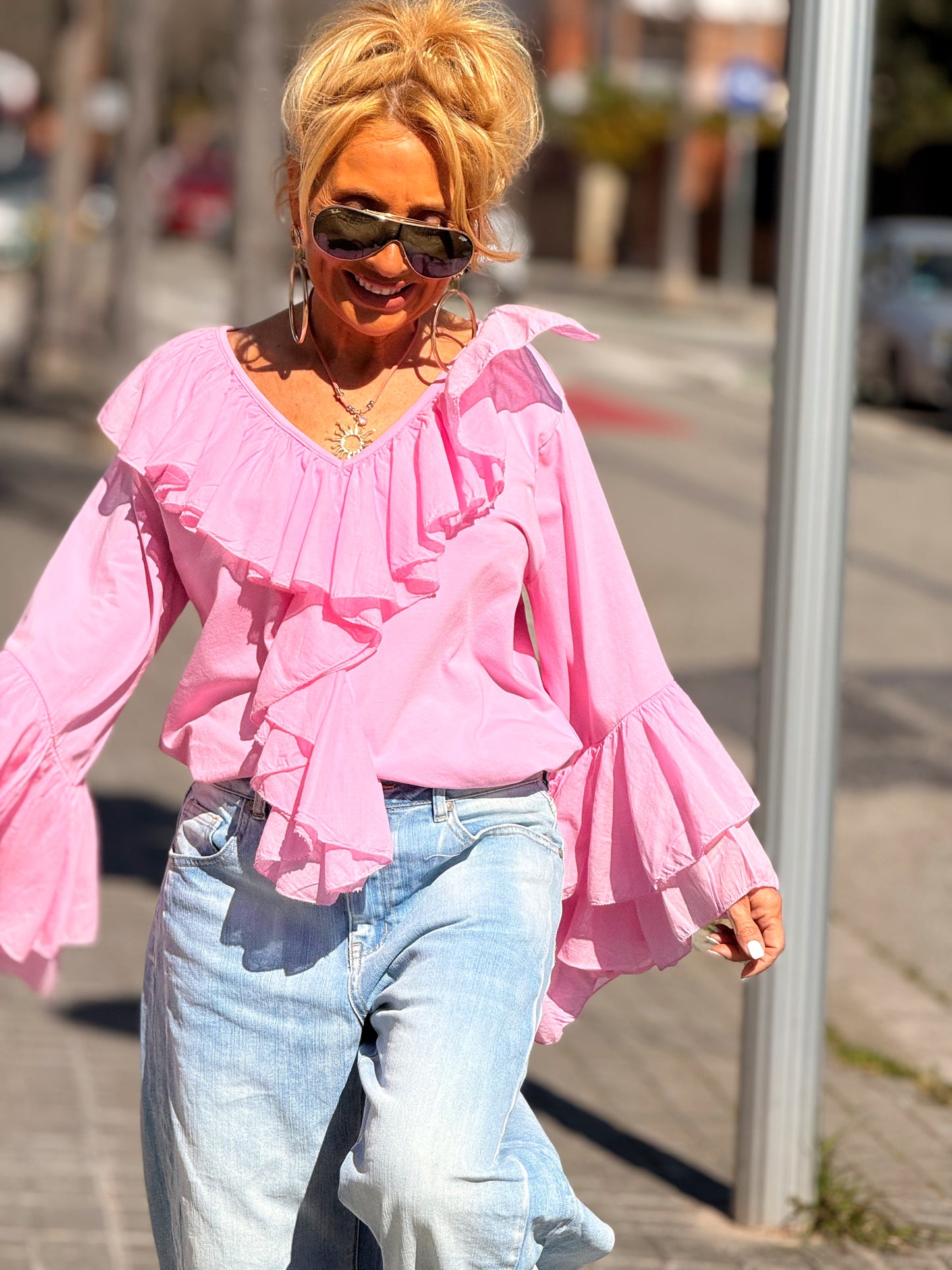 BLUSA VOLANTE MULTICOLOR