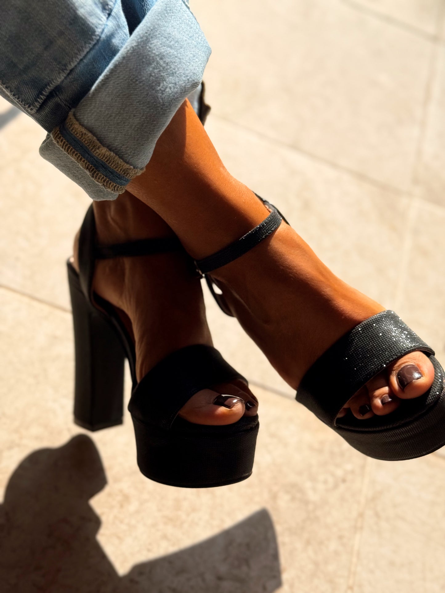 ZAPATOS DE TACONES PARIS NEGRO BRILLANTE