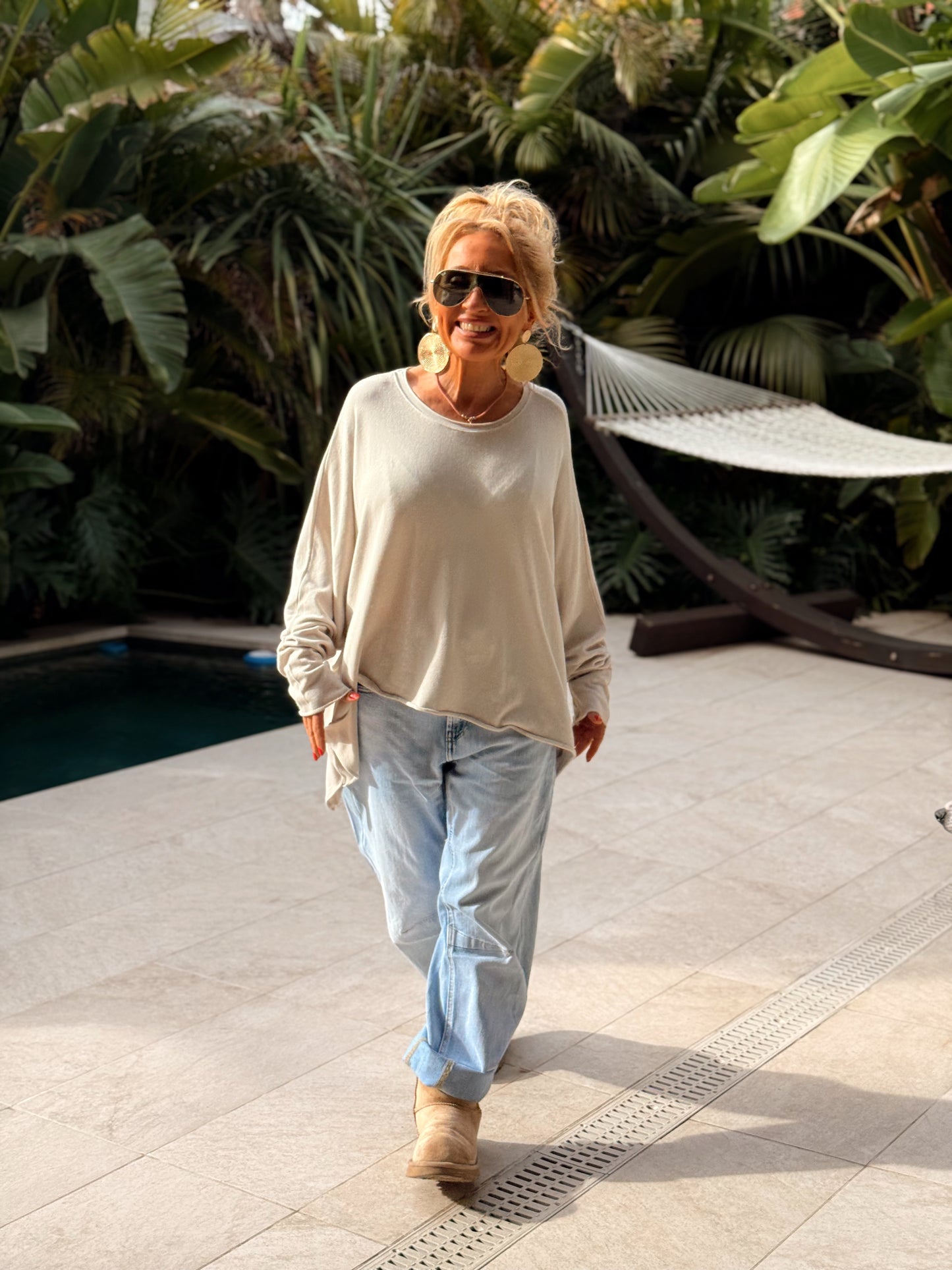 CAMISETA DESGASTADA SUPER OVERSIZE DANI MULTICOLOR