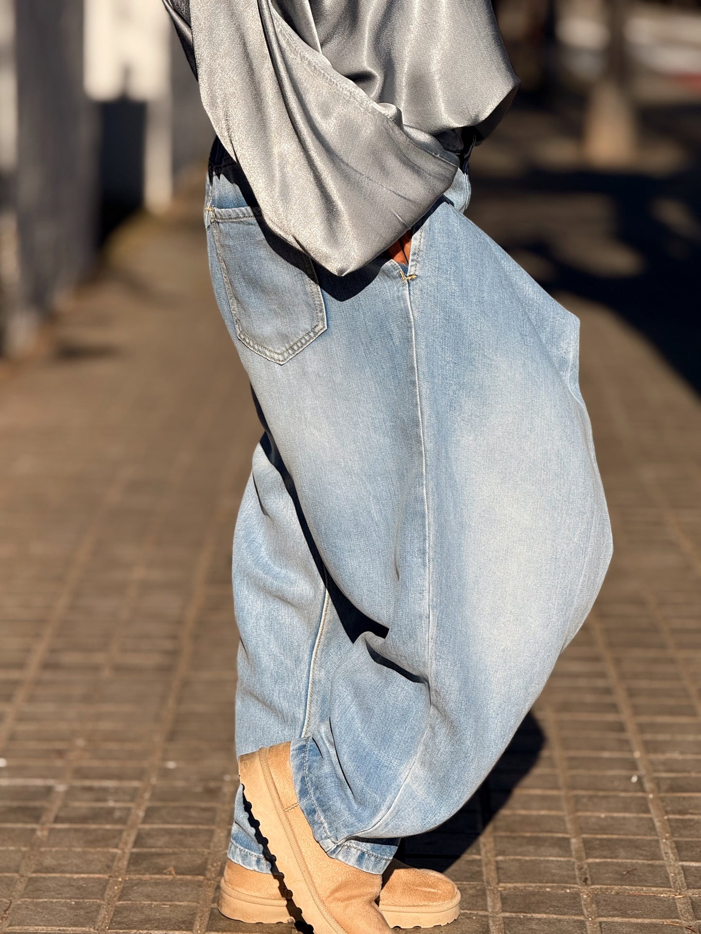 JEANS CON BOTONE OVERSIZE EDEN VAQUERO