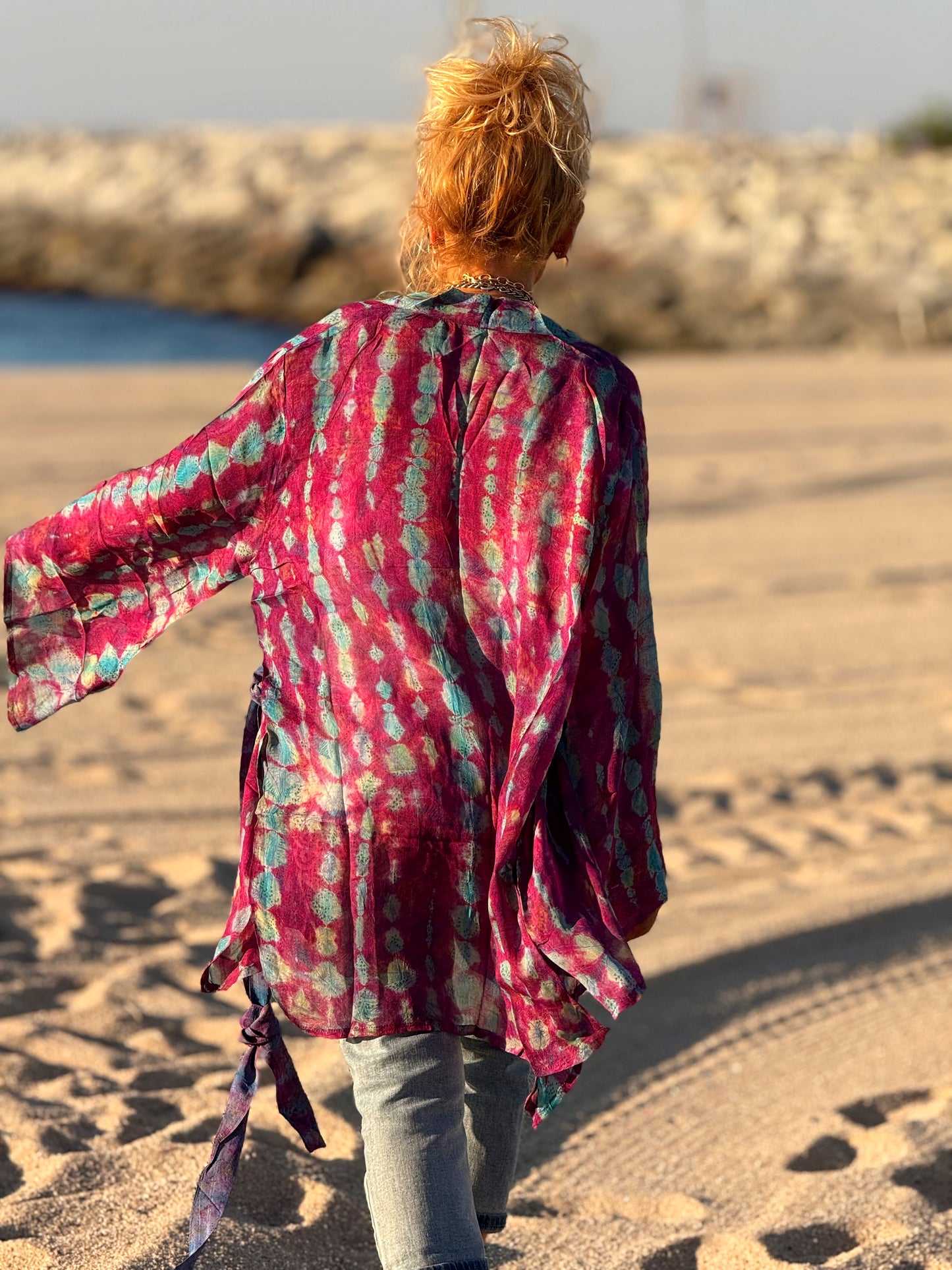 KIMONO CORTO ESTAMPADO MANGA LARGA CREPE DE SEDA MULTICOLOR