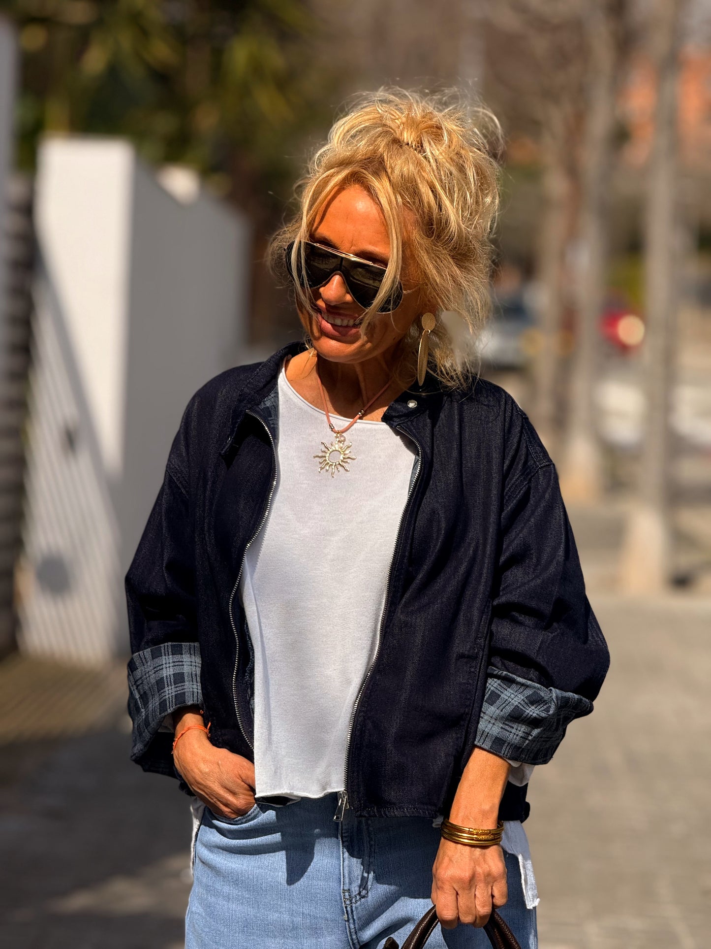 CHAQUETA CORTA CON FORRO CUADRADOS TEJANO