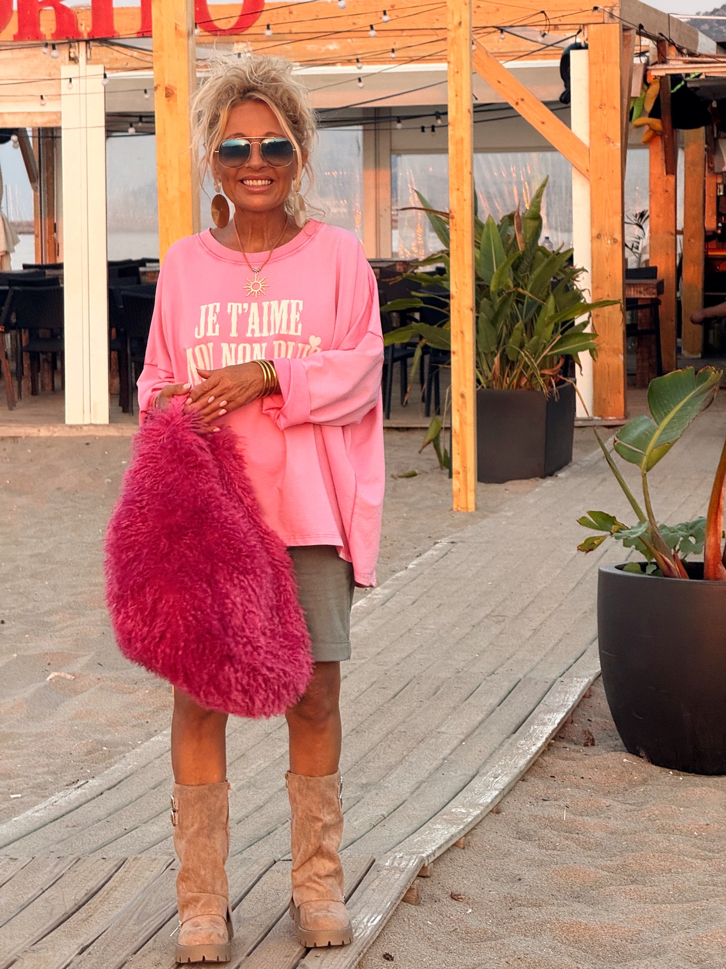 SUDADERA OVERSIZE JE T’AIME MOI NON PLUS MULTICOLOR