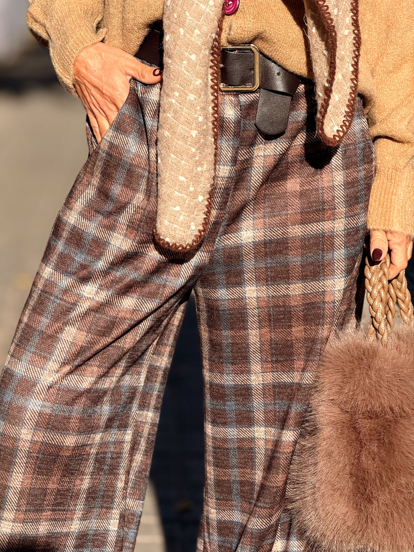 PANTALON CUADROS NOAH MARRÓN