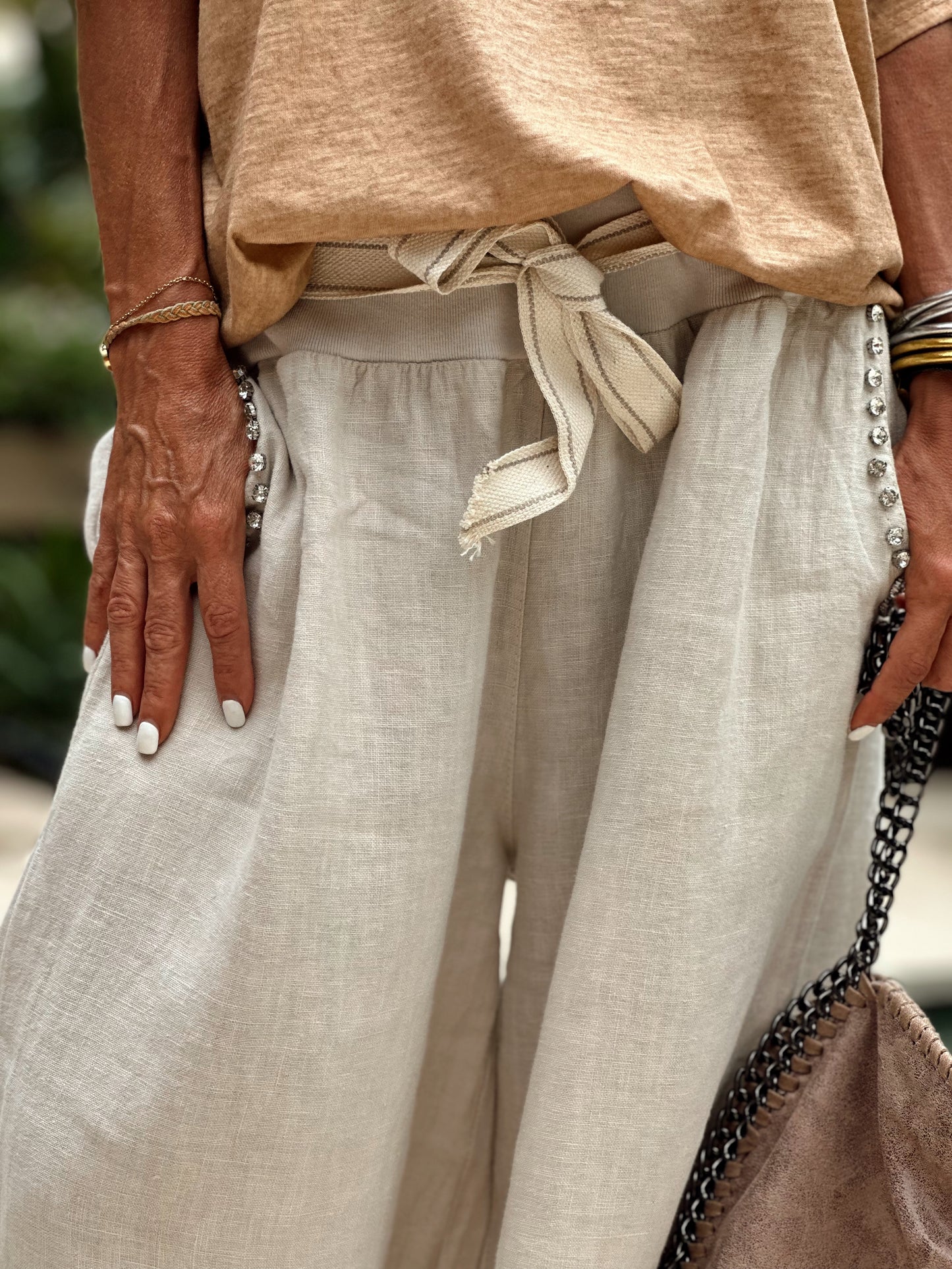 PANTALON OVERSIZE CON LENTEJUELAS ST-TROPEZ BEIGE