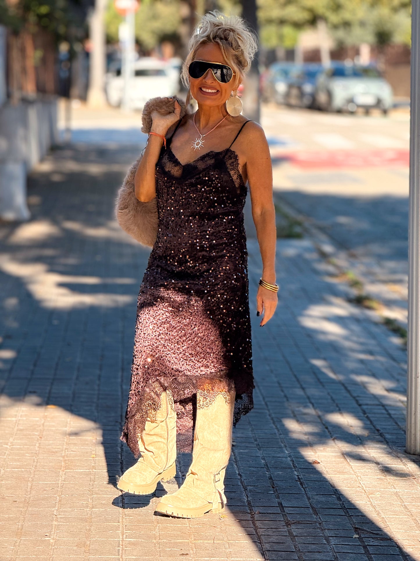 VESTIDO LENTEJUELAS MARRÓN