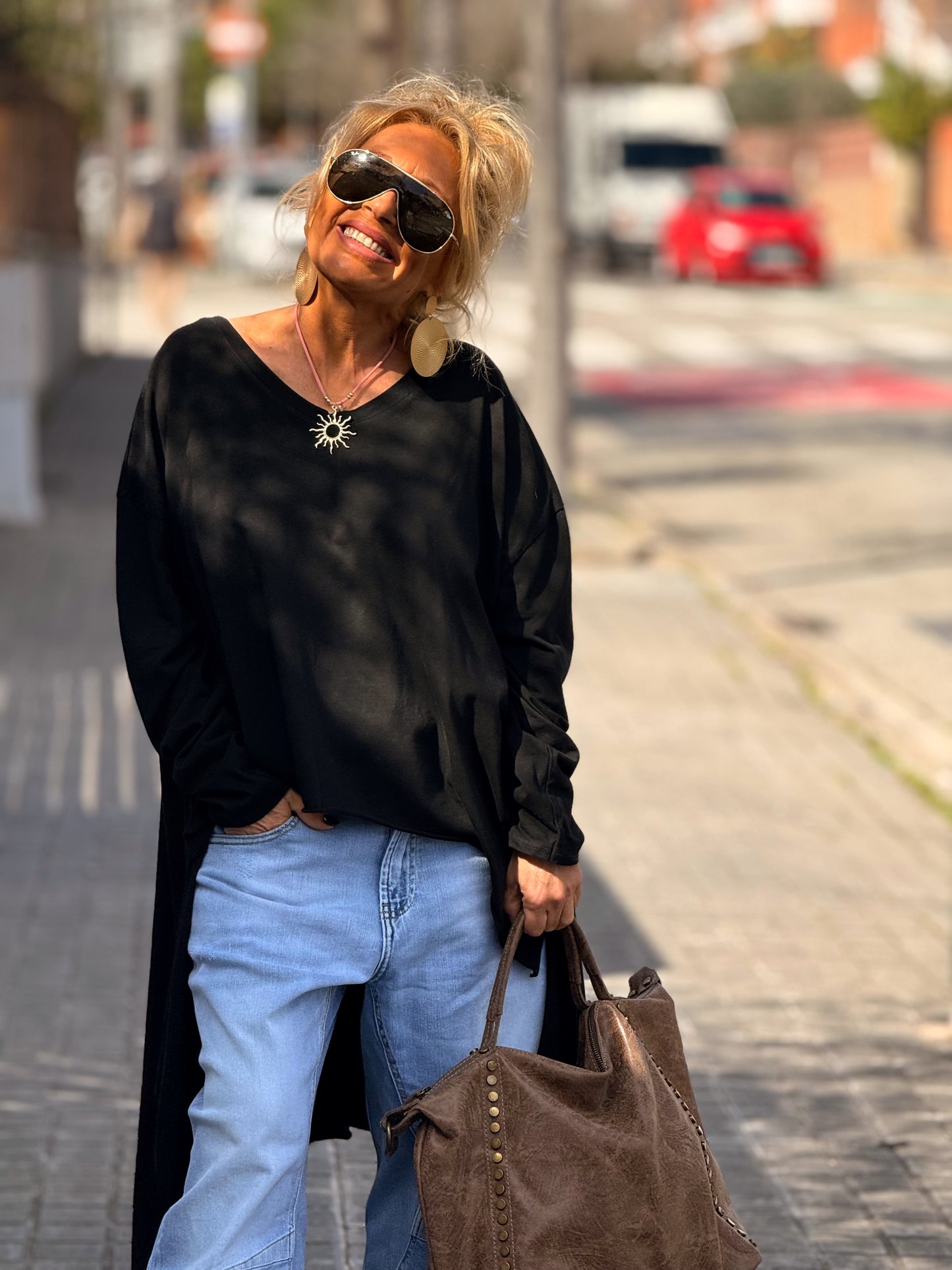 CAMISETA OVERSIZE ASIMÉTRICA MULTICOLOR