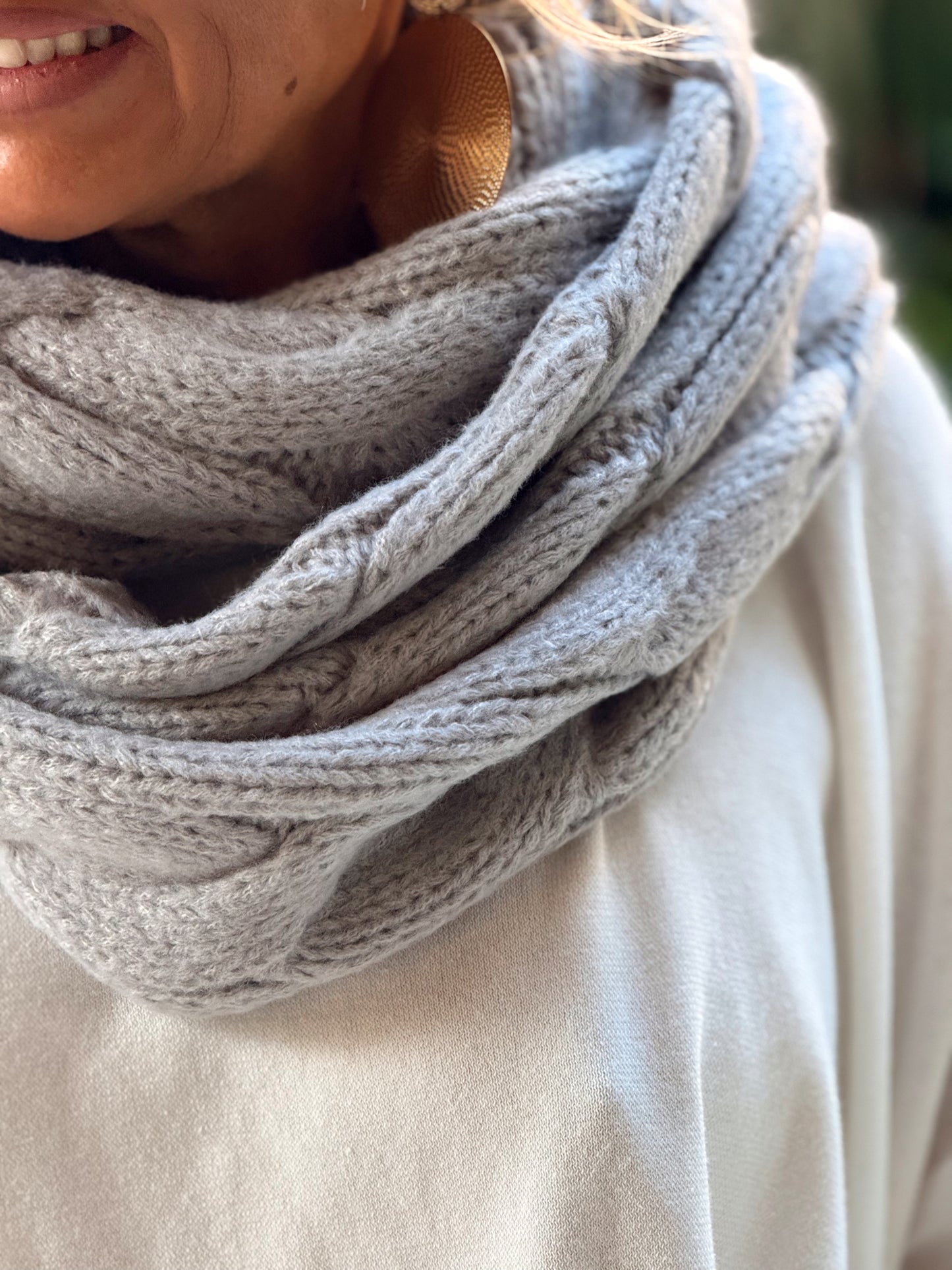 BUFANDA CUELLO DE PUNTO TRENZADO  MULTICOLOR