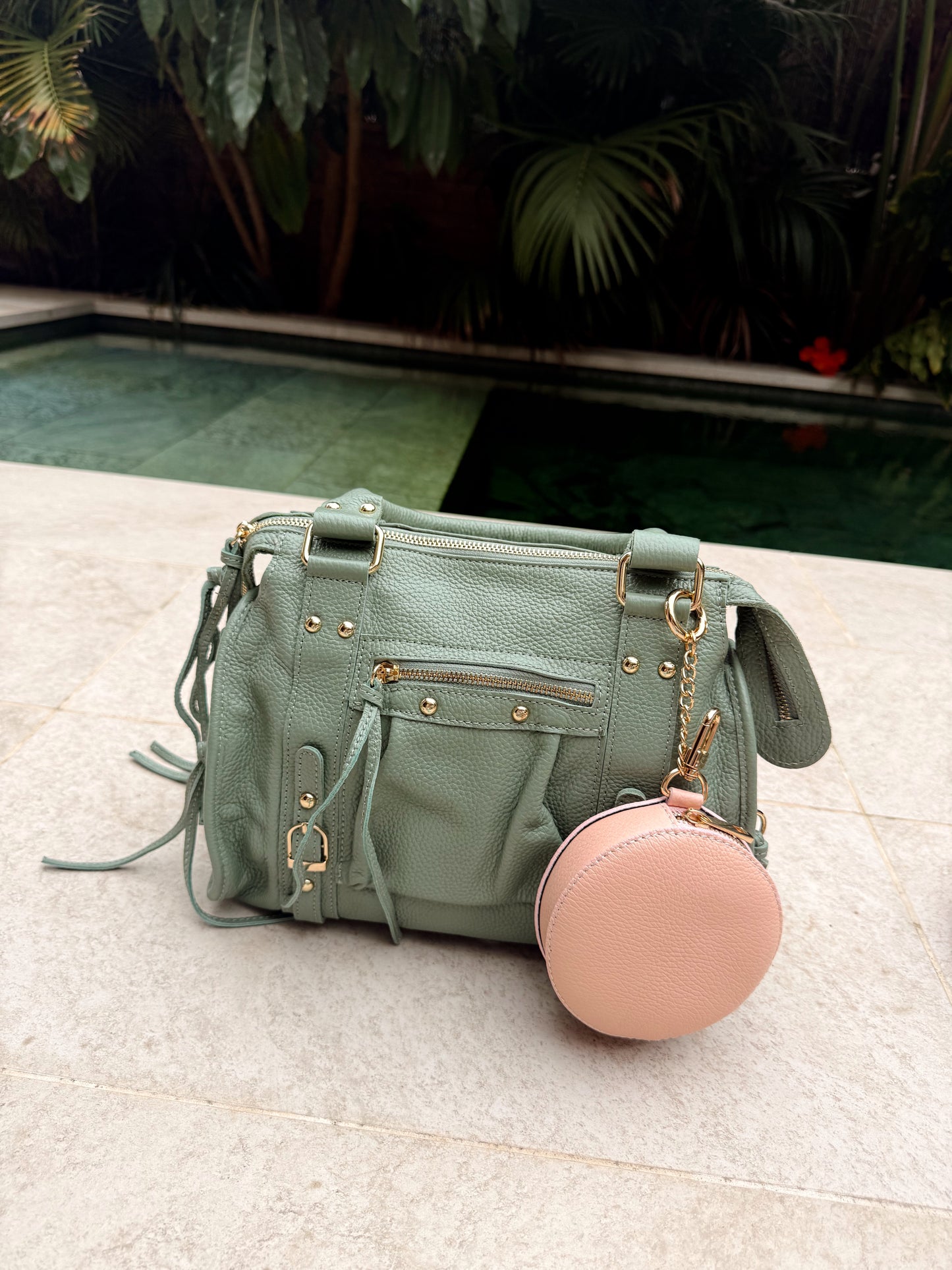 MONEDERO-LLAVERO REDONDO POLIPIEL MULTICOLOR