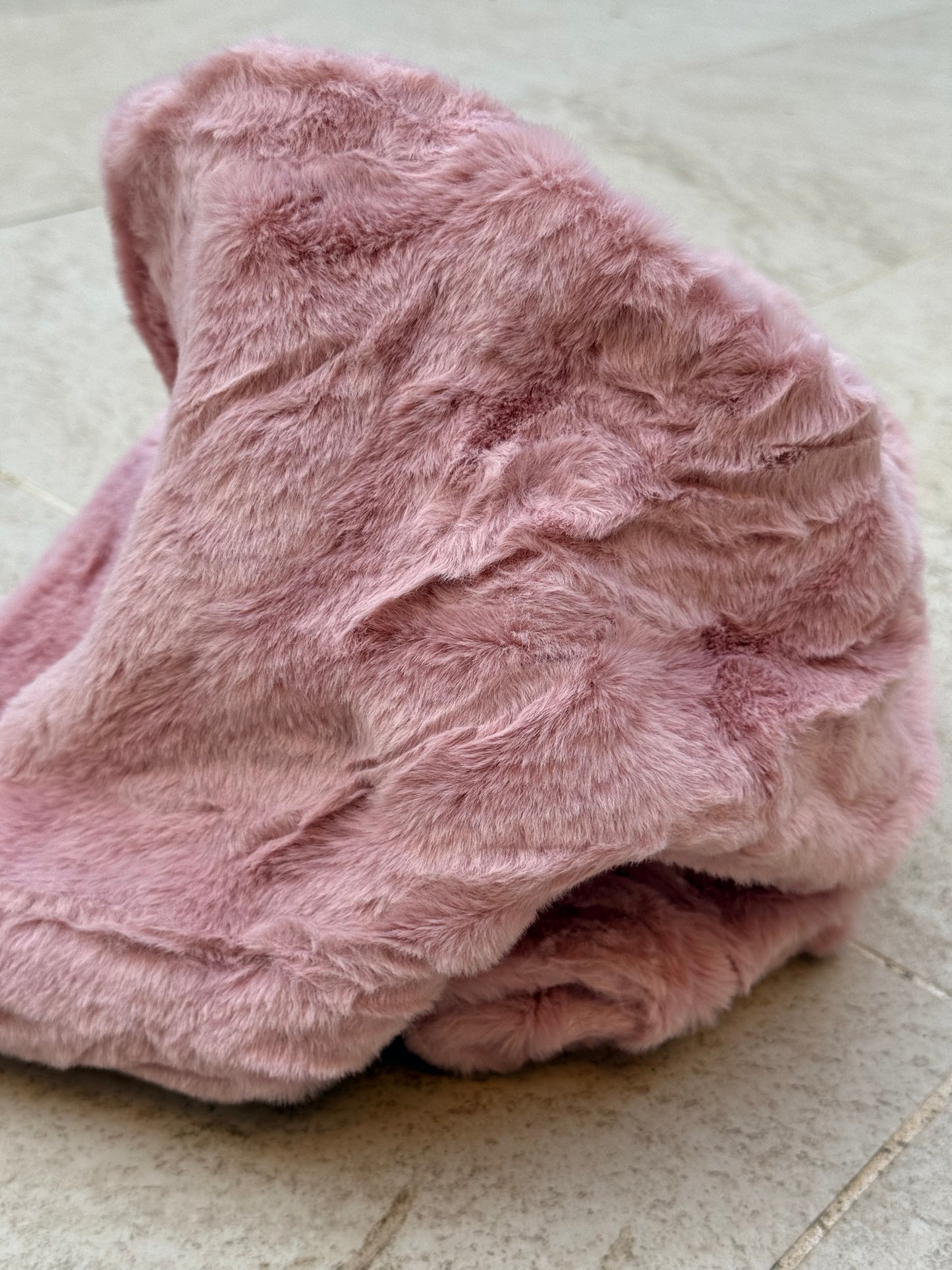 CUELLO DE PELO SINTÉTICO MULTICOLOR