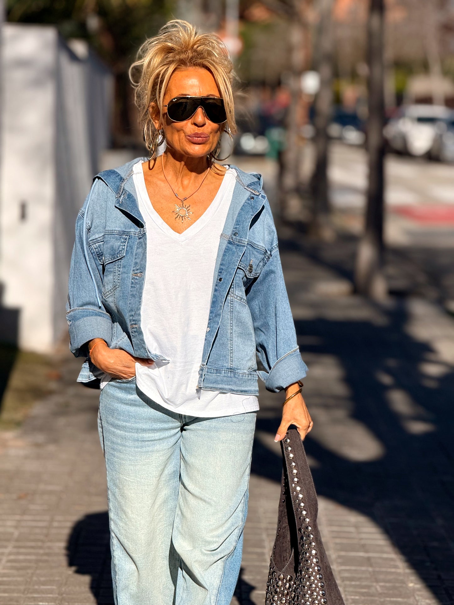 CAZADORA CON CAPUCHA ALEX TEJANO