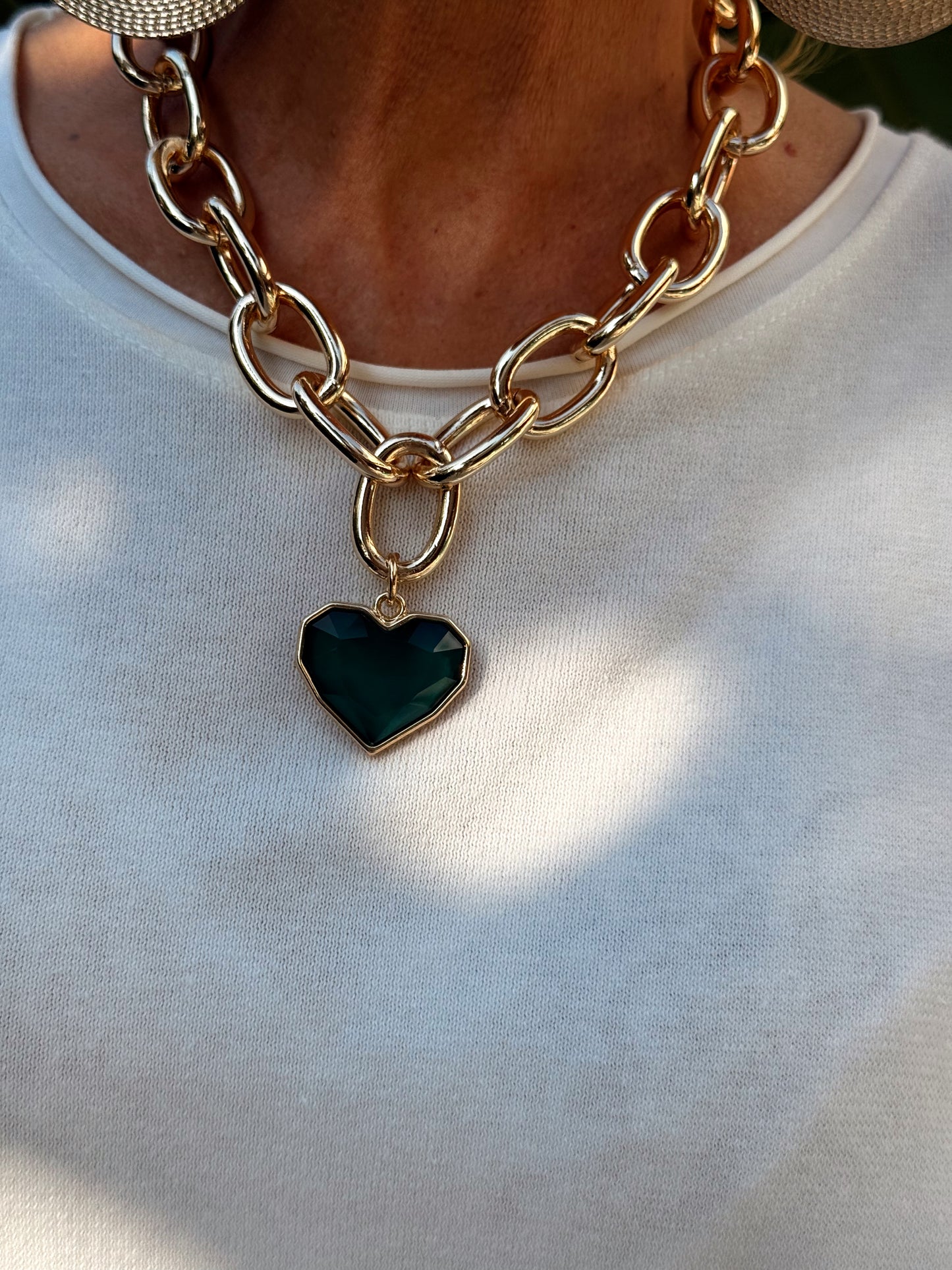 CADENA CON CORAZON MULTICOLOR