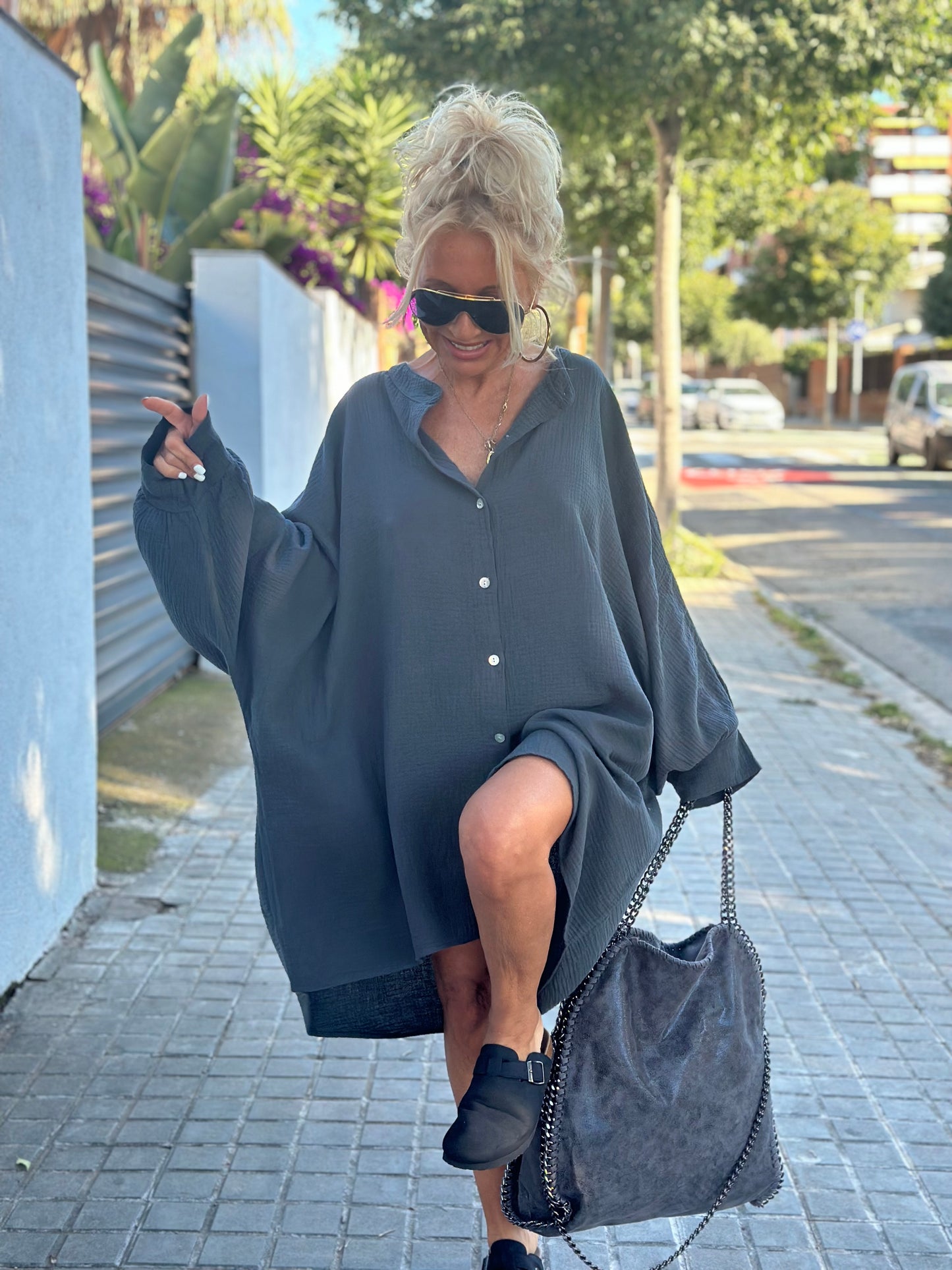 CAMISA OVERSIZE PANAL GRIS