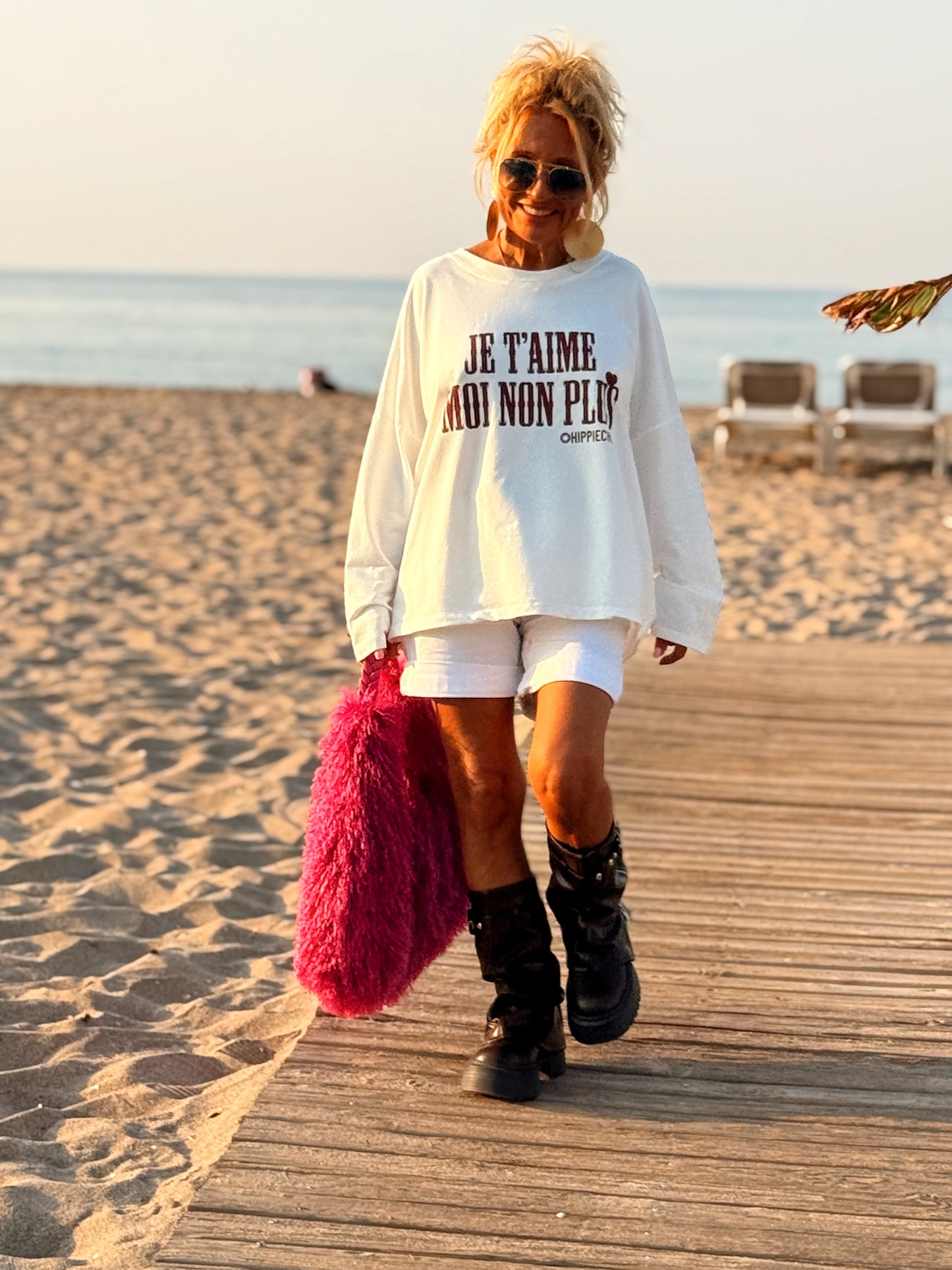 SUDADERA OVERSIZE JE T’AIME MOI NON PLUS MULTICOLOR