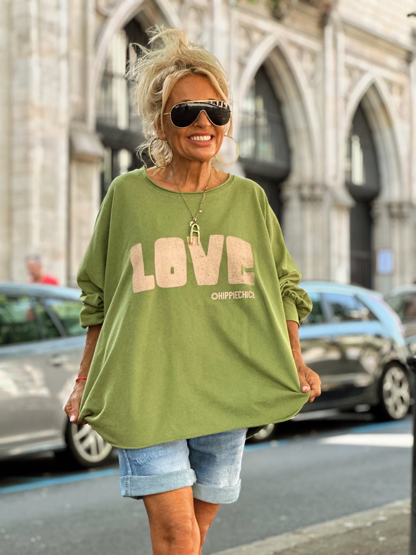 SUDADERA OVERSIZE LOVE OLIVA